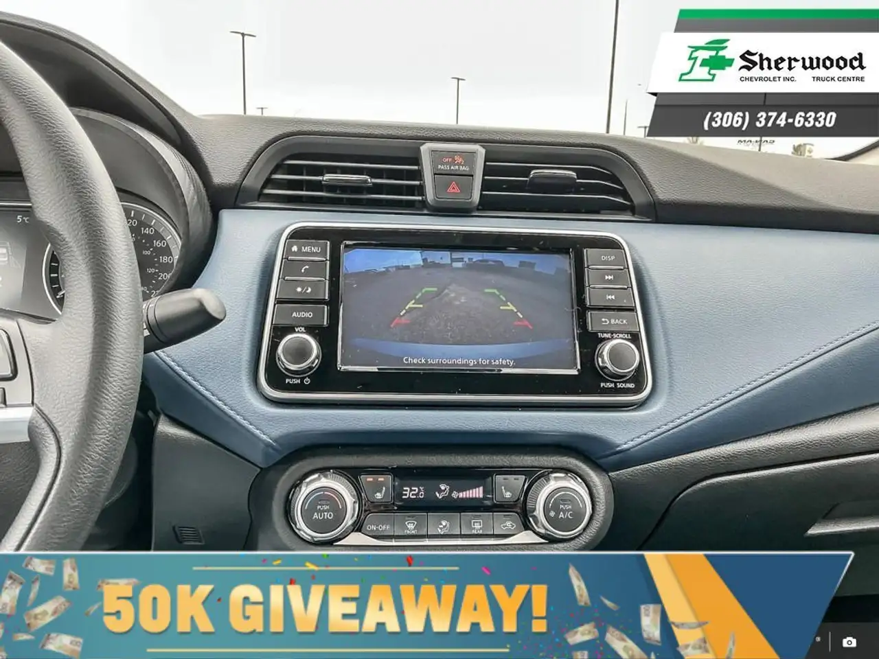 Nissan Versa снимка Nissan Versa