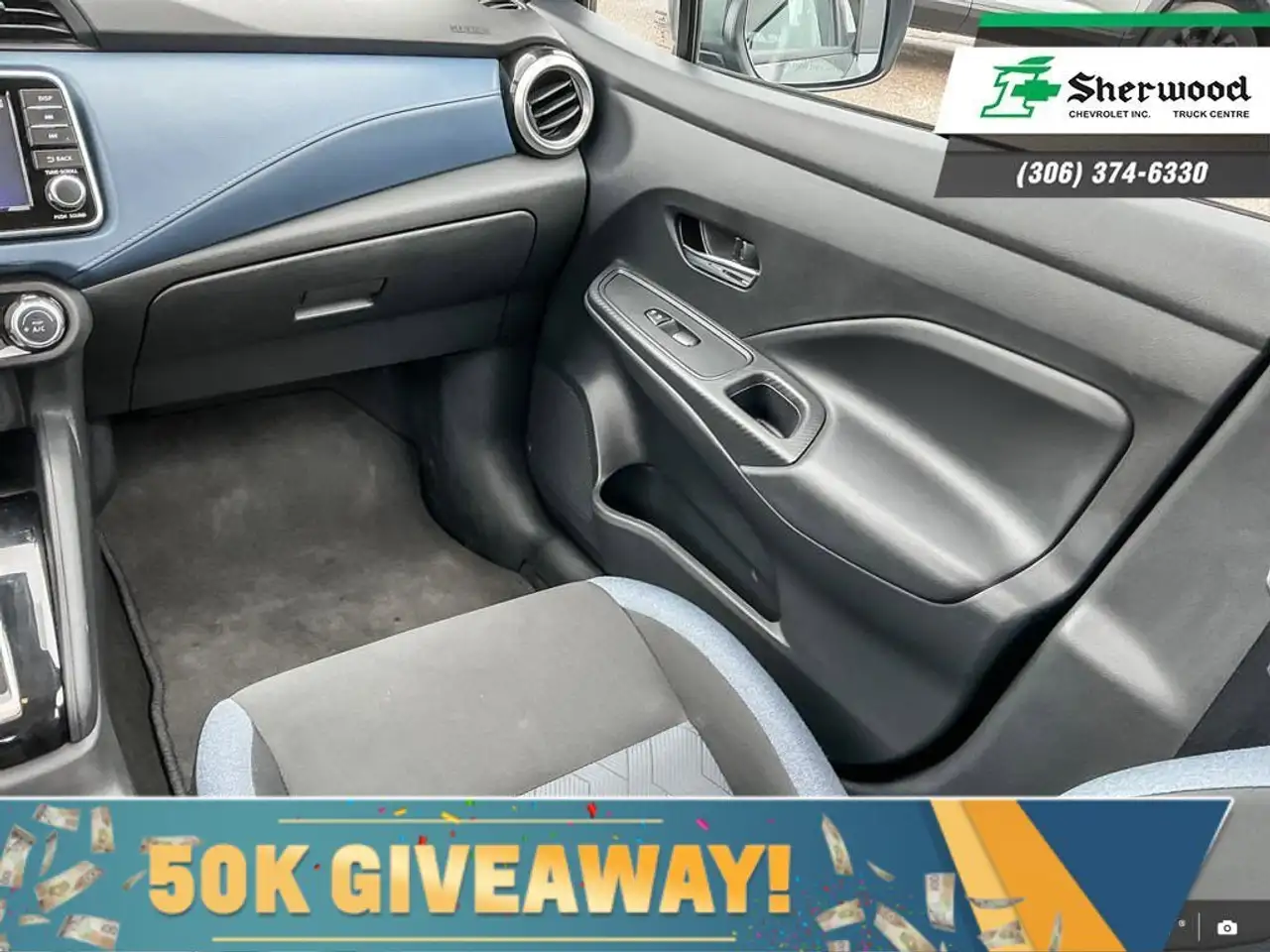 Nissan Versa снимка Nissan Versa