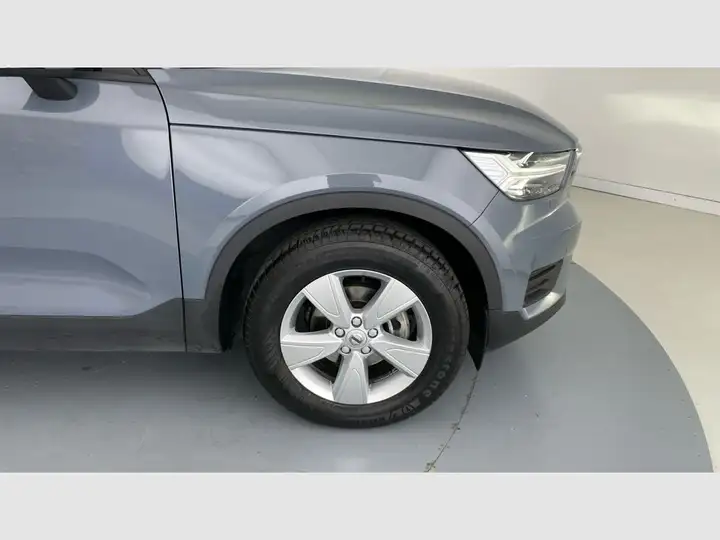 Volvo XC40 T2 Essential Manual 2022, foto 41