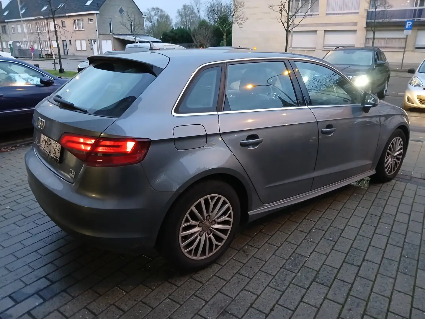 Audi A3 A3 1.9 TDI Ambition Gris - 2
