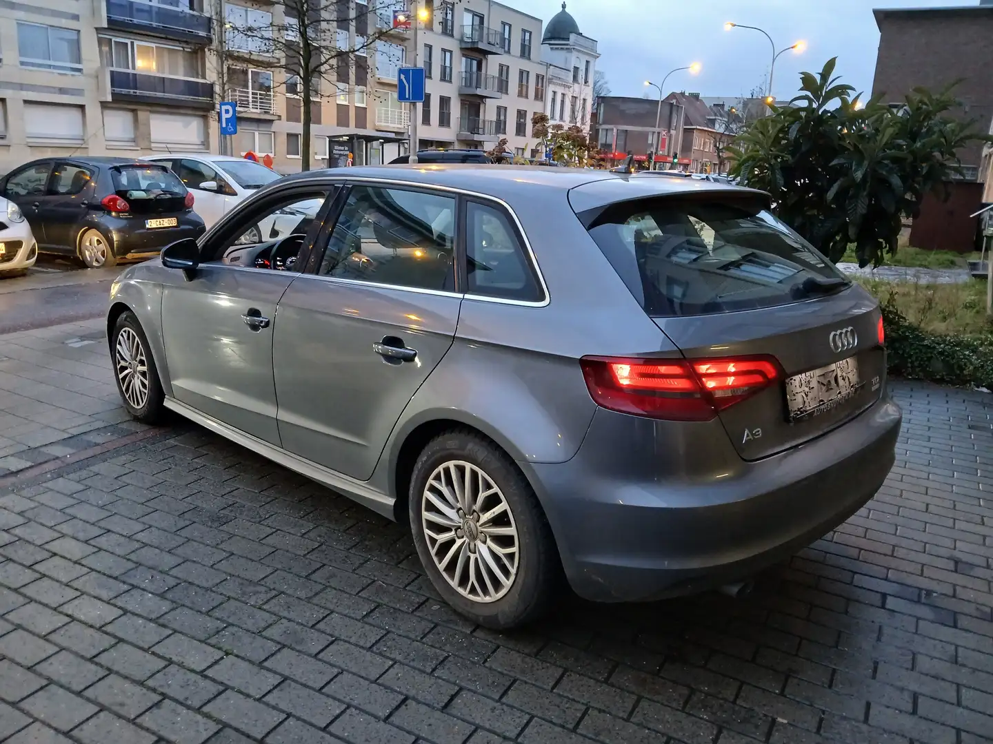 Audi A3 A3 1.9 TDI Ambition Gris - 1