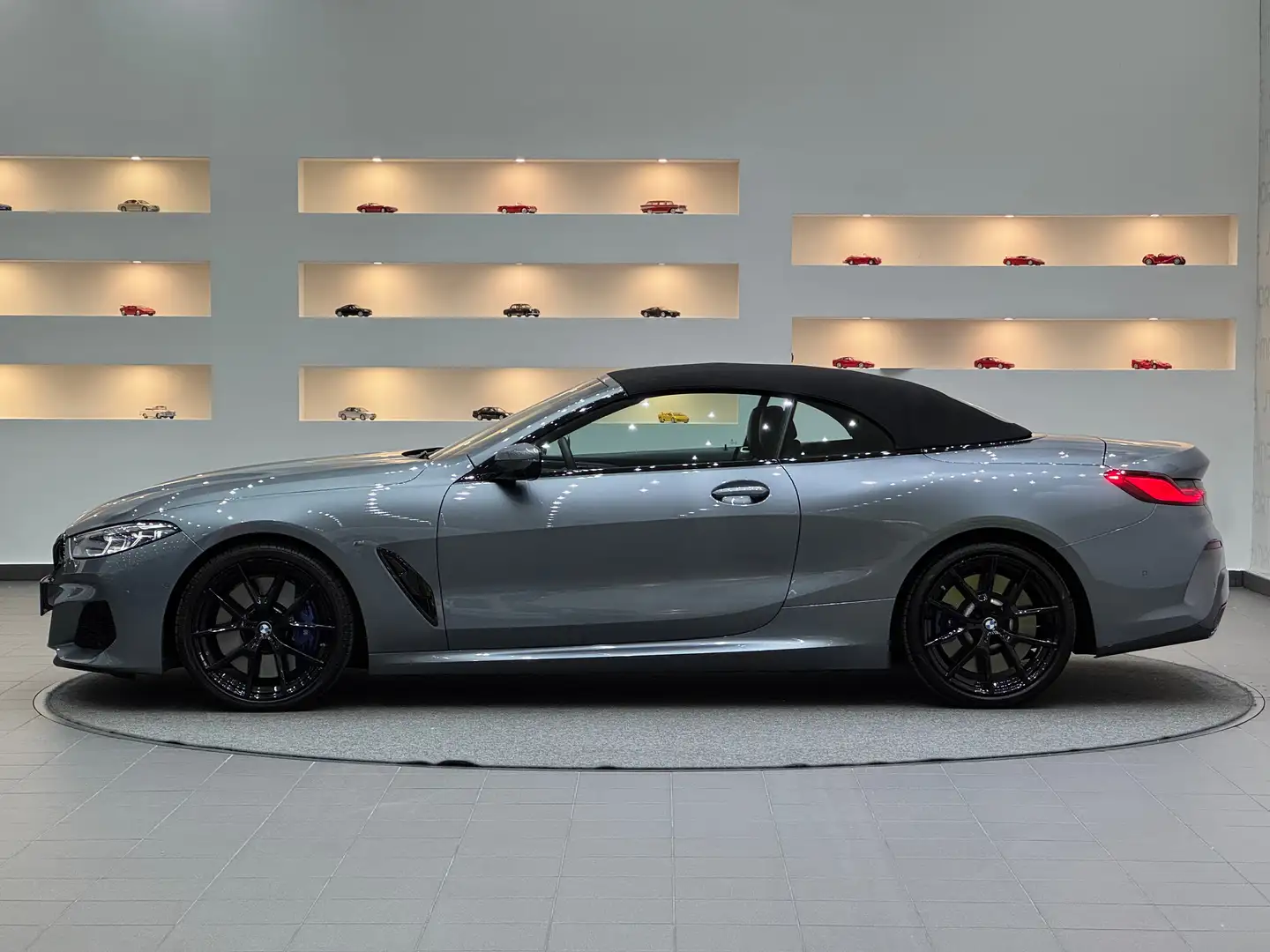 BMW 850 M i xDrive Cabrio *SoftClose*DisplayKey*Laser*HUD* Grau - 2