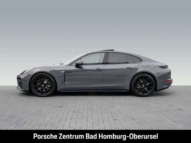 Porsche Panamera 4 E-Hybrid Hinterachslenkung InnoDrive