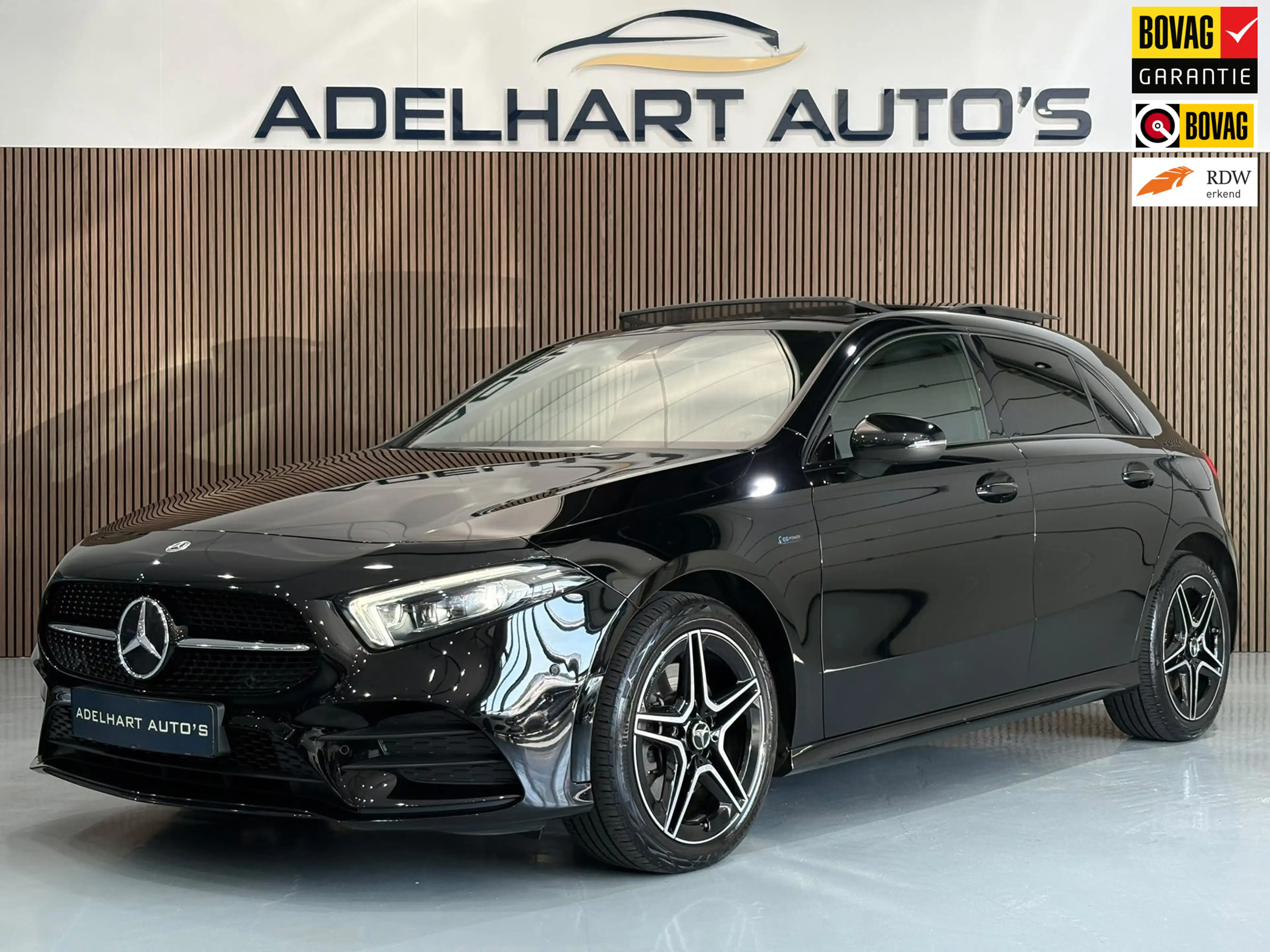 Mercedes-Benz A 250 e Business Solution AMG Limited / Panorama dak / L