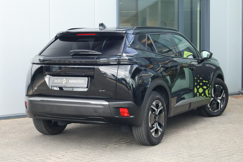 Peugeot e-2008 EV GT 54 kWh / Camera / DAB — photo 7