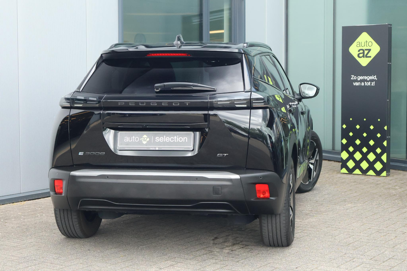Peugeot e-2008 EV GT 54 kWh / Camera / DAB — photo 3