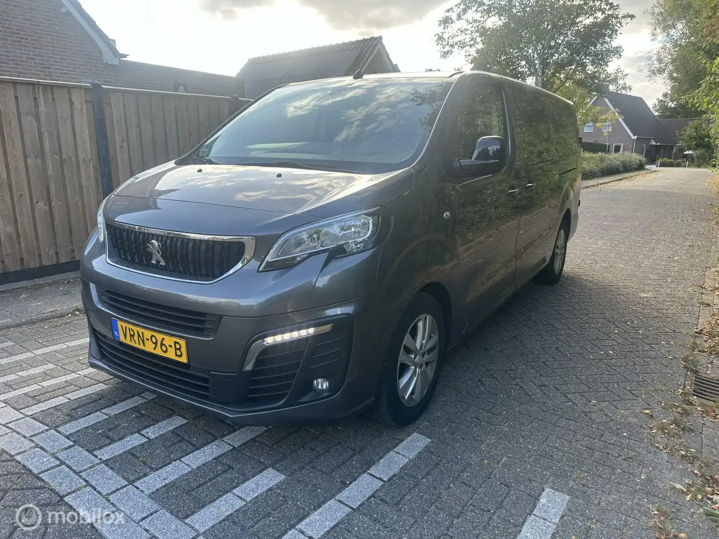 Peugeot Expert Bestel 2.0 BlueHDI automaat db cabine - 2