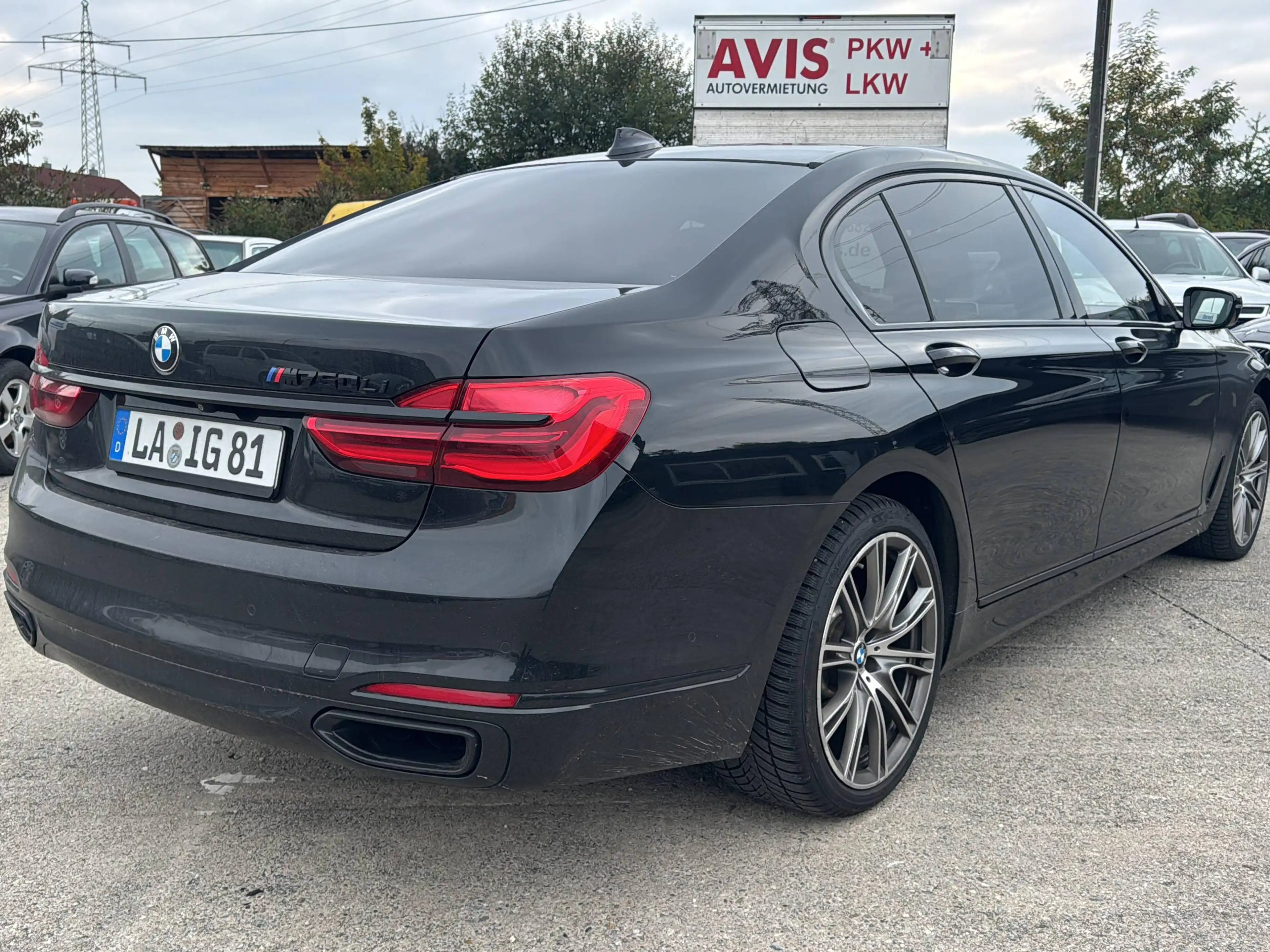 BMW 750 750 L i xDrive — photo 5