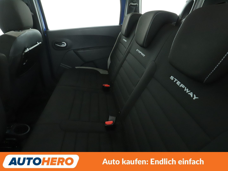 Dacia Lodgy 1.5 Blue dCi Stepway Comfort *7-SITZER*NAV*PDC*SHZ — photo 14