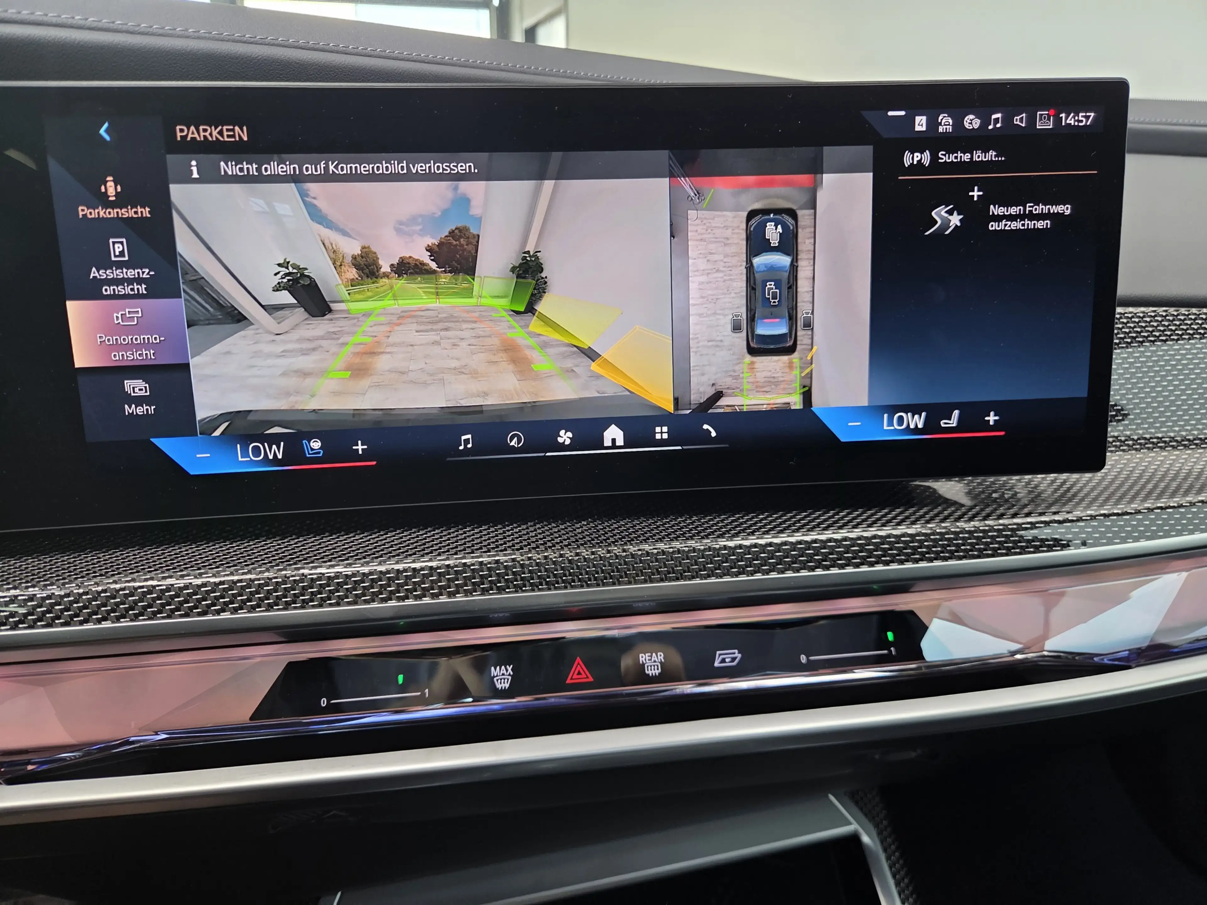 BMW 740 xDr. M Sport Pro Entertain Executive Lounge — photo 13