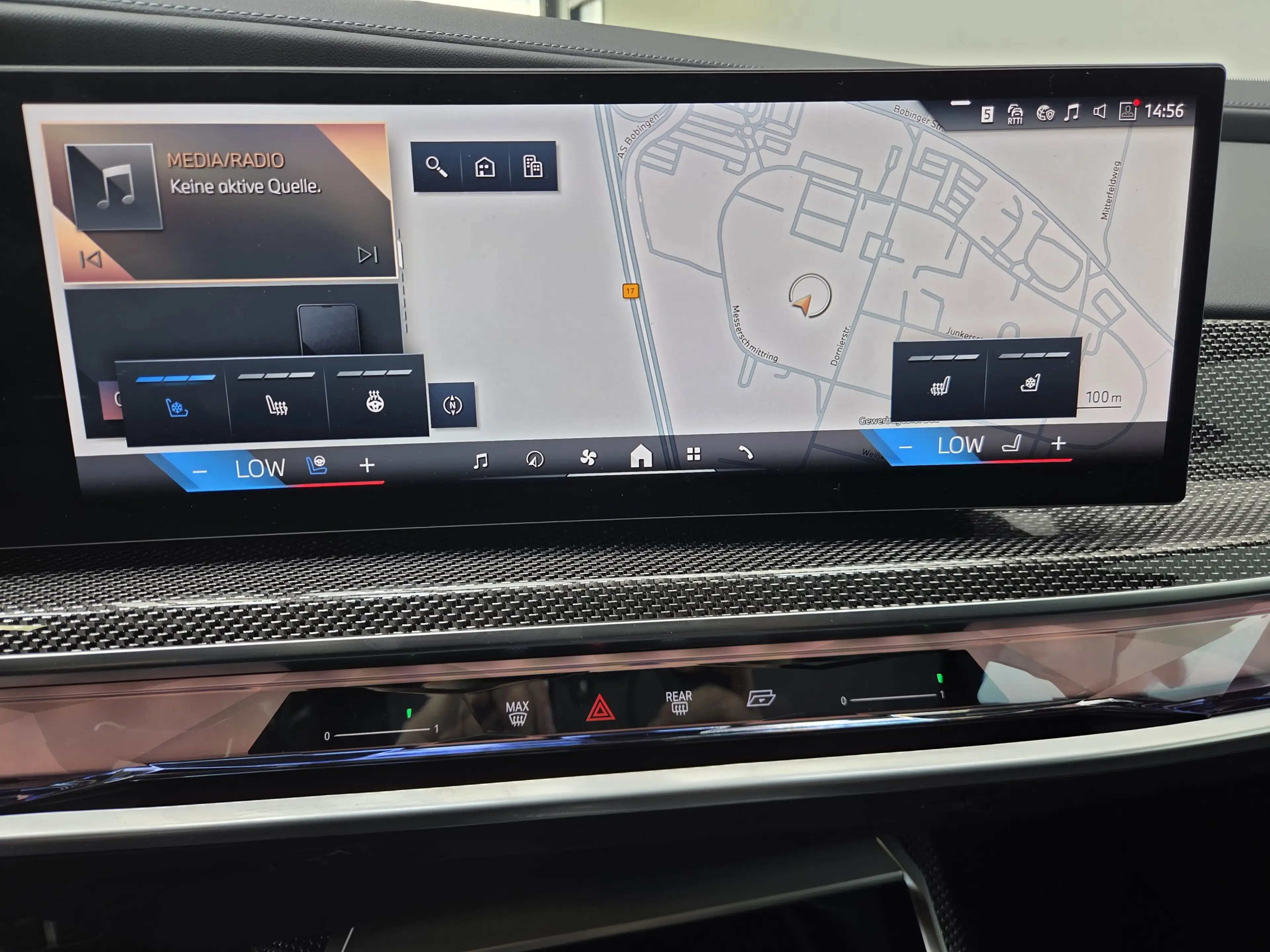 BMW 740 xDr. M Sport Pro Entertain Executive Lounge — photo 12