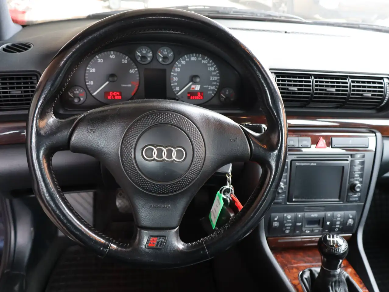 Audi S4 Avant 2.7 quattro *NAVI*XENON*LEDER*GLAS-SD*SHZ*, foto 10