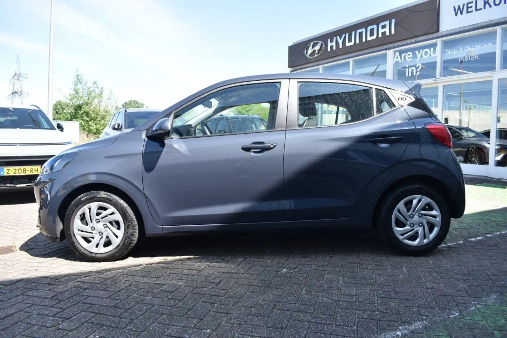 Hyundai i10 1.0 Comfort Gris - 2