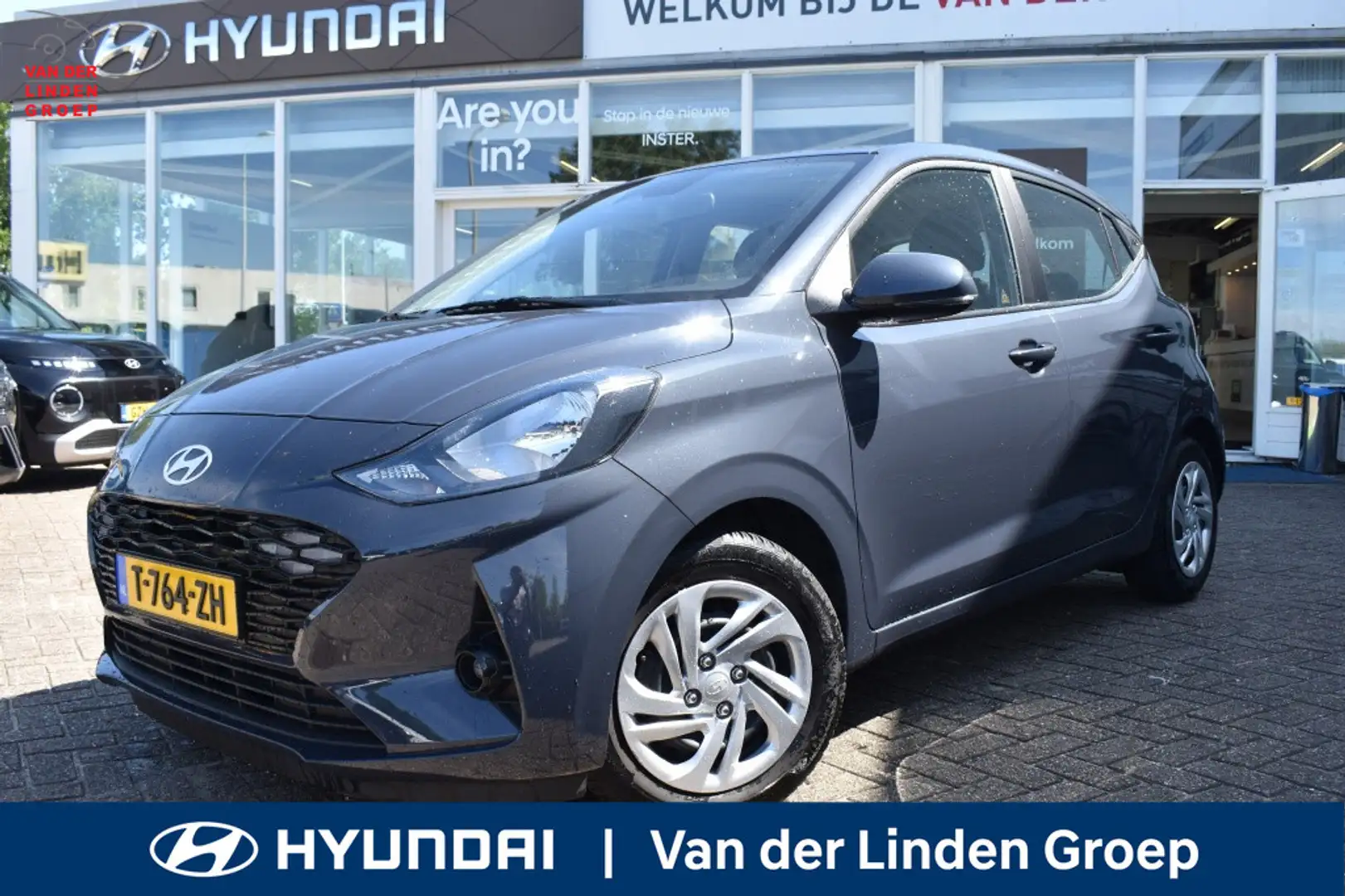 Hyundai i10 1.0 Comfort Gris - 1