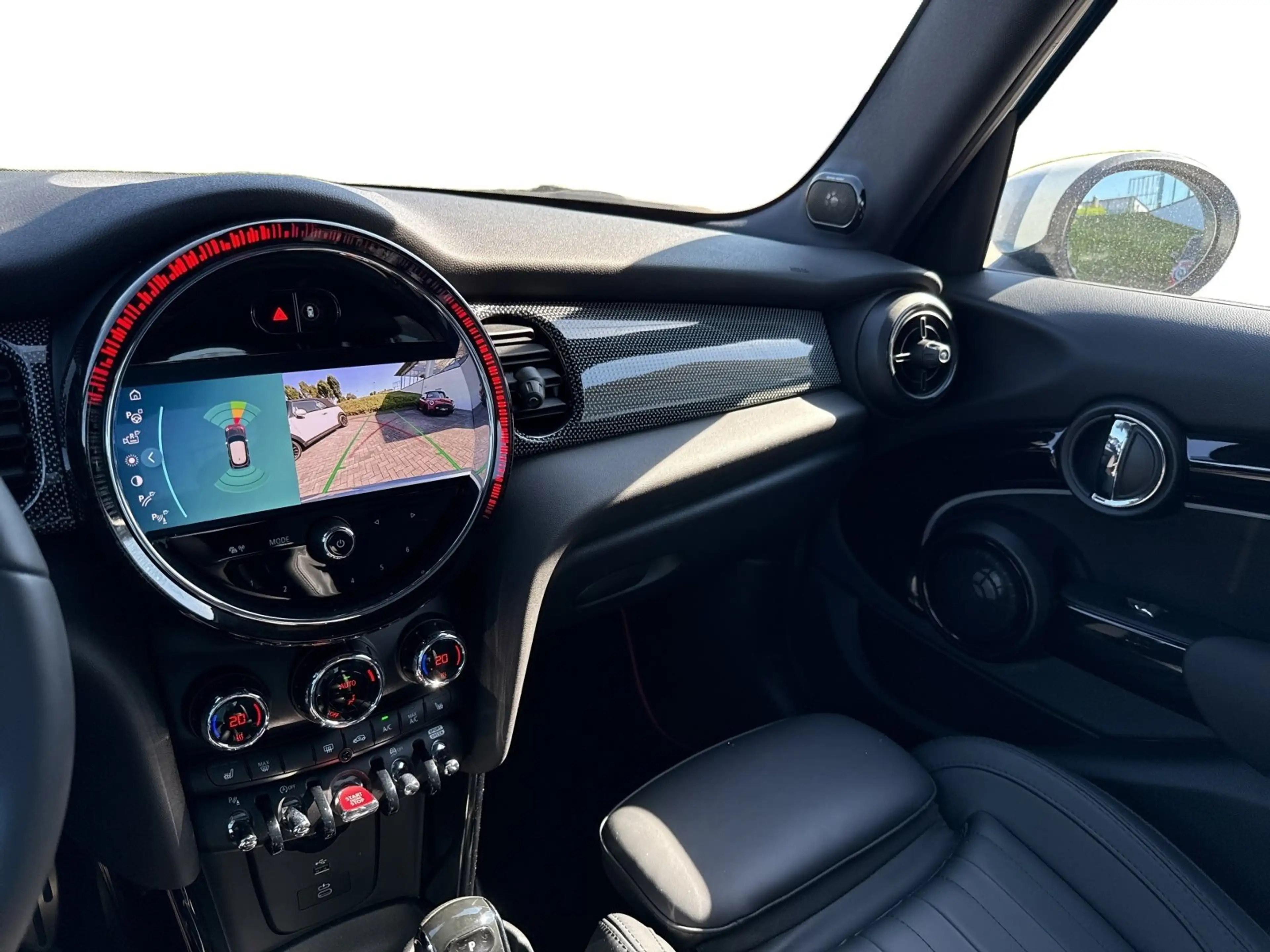 MINI Cooper S 5-Türer HEAD-UP PANO RFK HIFI LED SHZ — photo 12