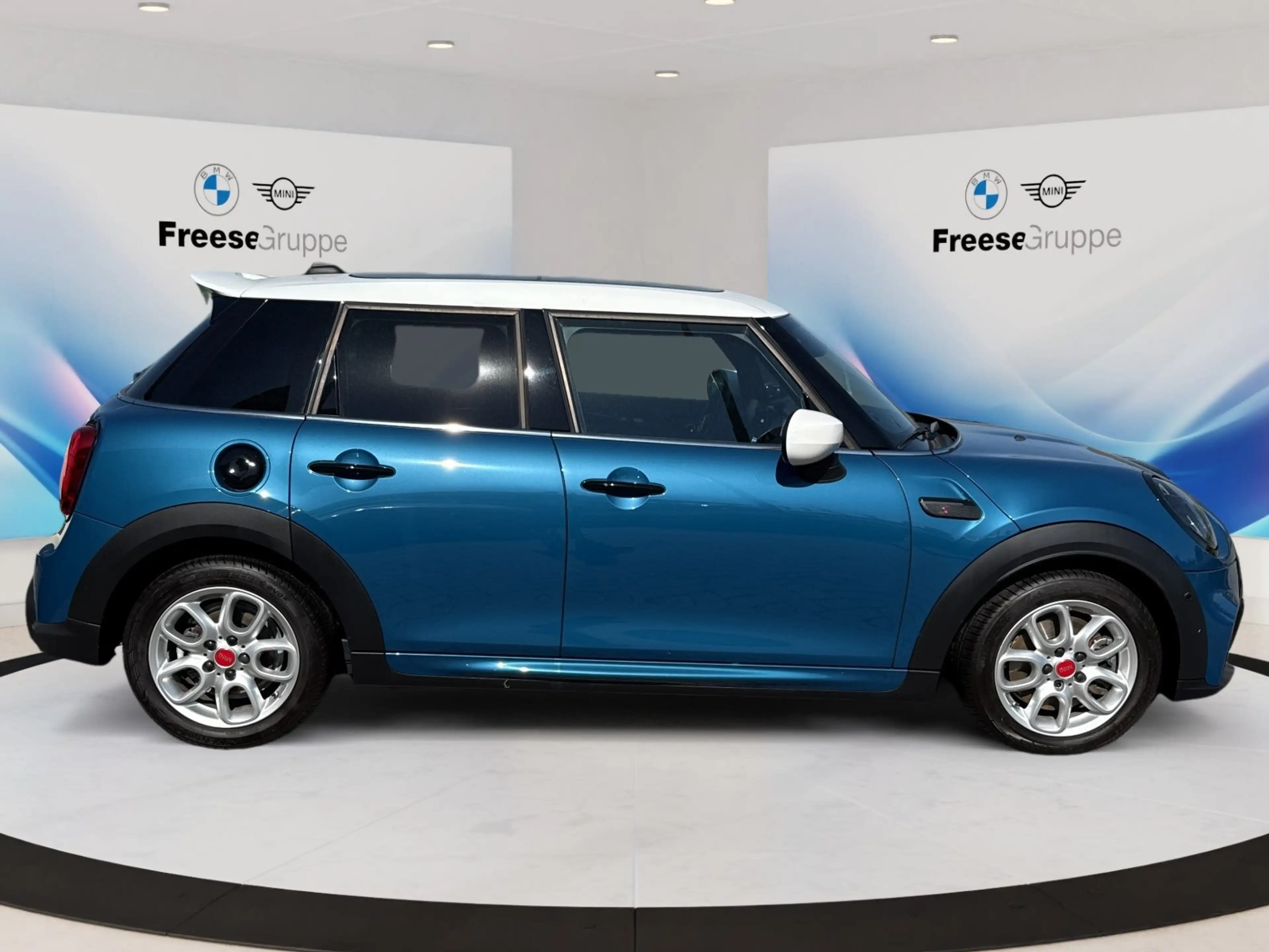 MINI Cooper S 5-Türer HEAD-UP PANO RFK HIFI LED SHZ — photo 7