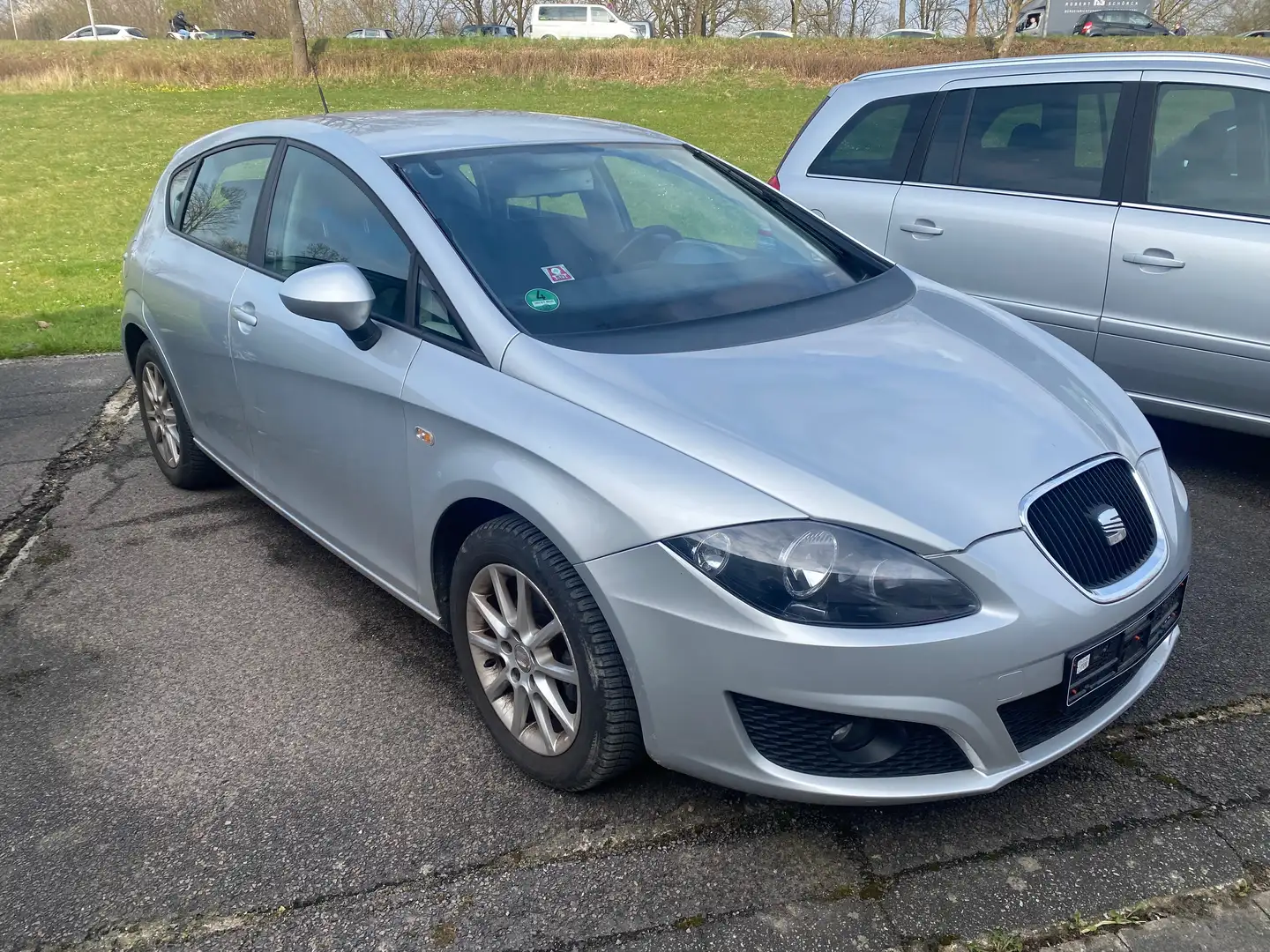 SEAT Leon Stylance / Style Silber - 2
