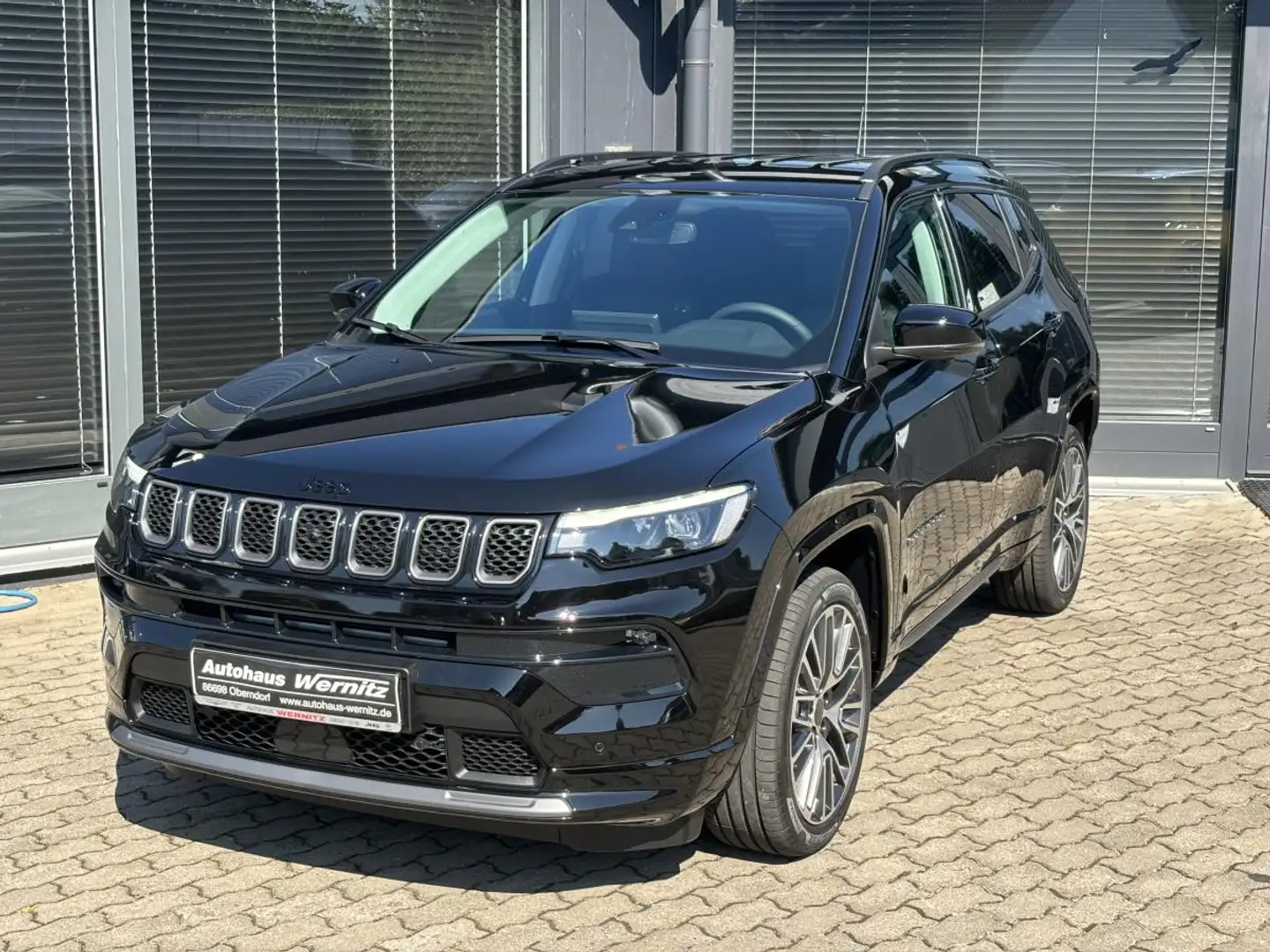 Jeep Compass 1.5 E-Hybrid North Star Automatik *PANO*LED*SHZ*PD Schwarz - 1
