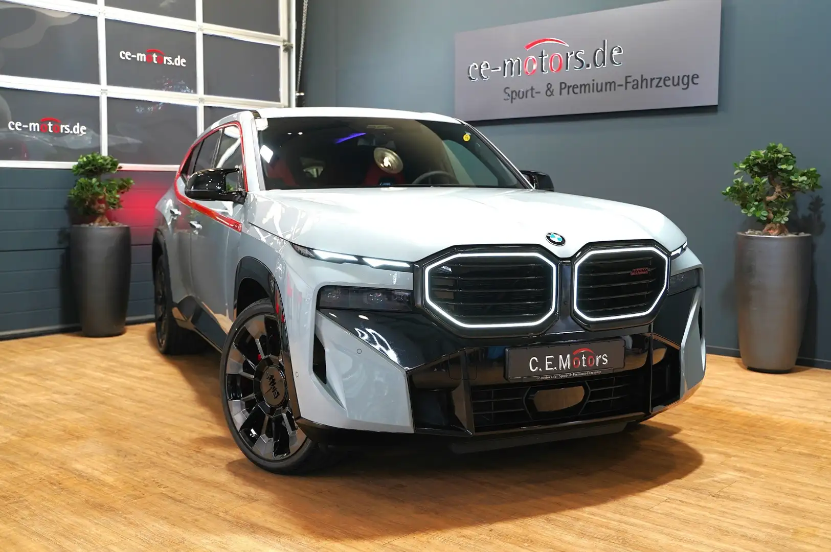BMW XM XM LABEL *STANDHZ*Bowers&Wilkins*AHK*290KM/H*23" Šedá - 1