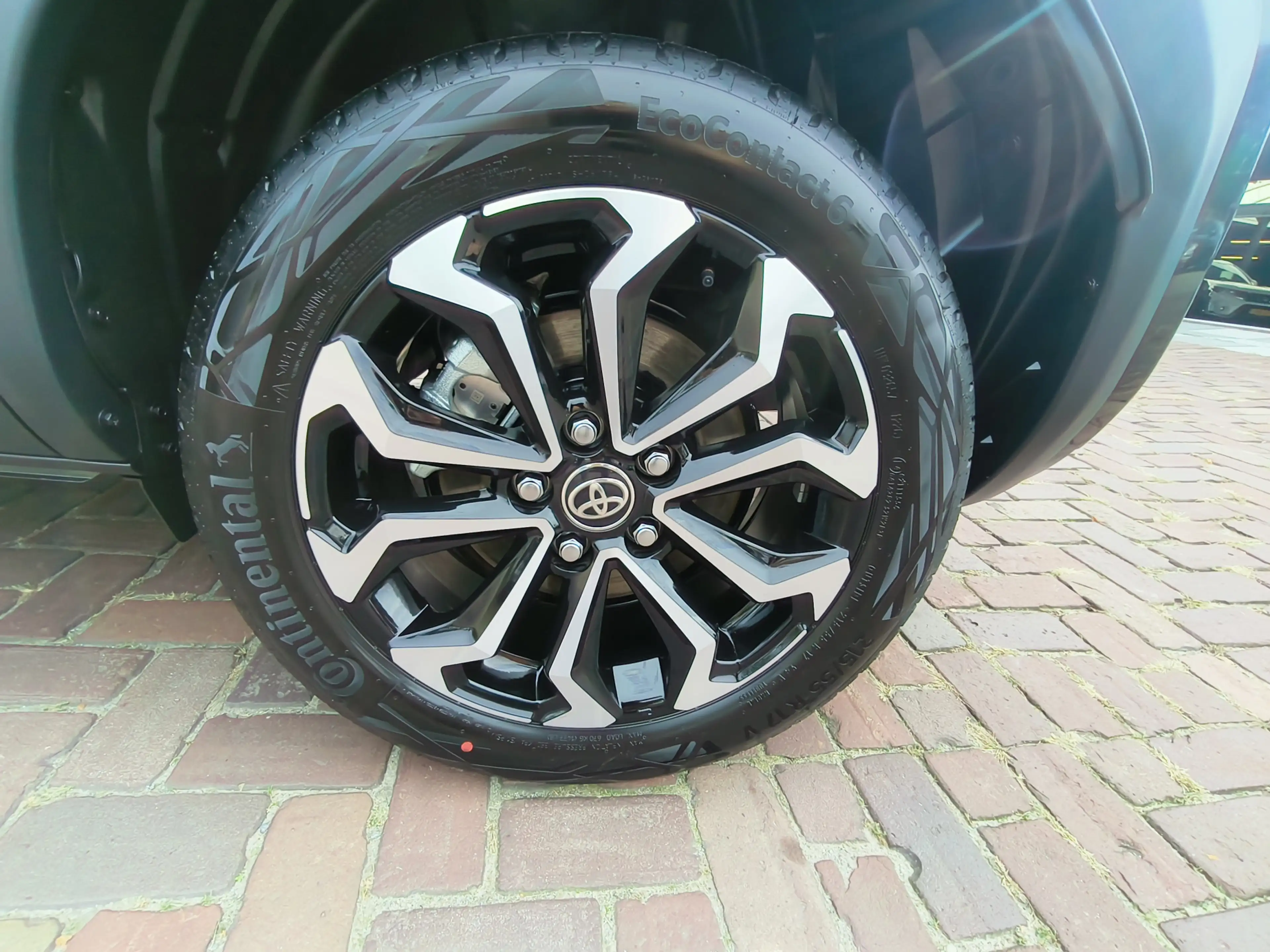 Toyota Yaris Cross 1.5 Hybrid 115 Dynamic uit 2026 Rijklaar + Fabriek — photo 21