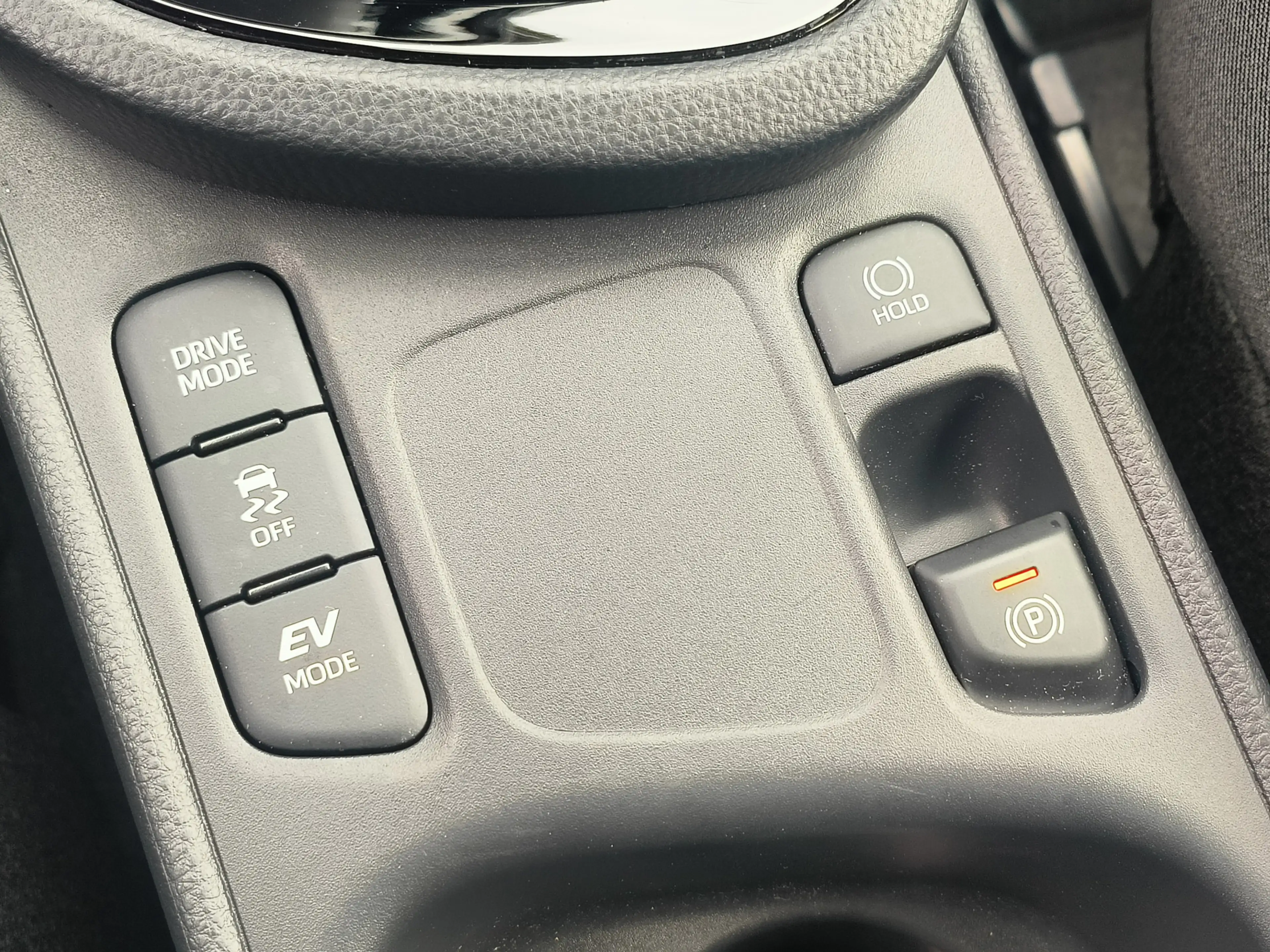 Toyota Yaris Cross 1.5 Hybrid 115 Dynamic uit 2026 Rijklaar + Fabriek — photo 10