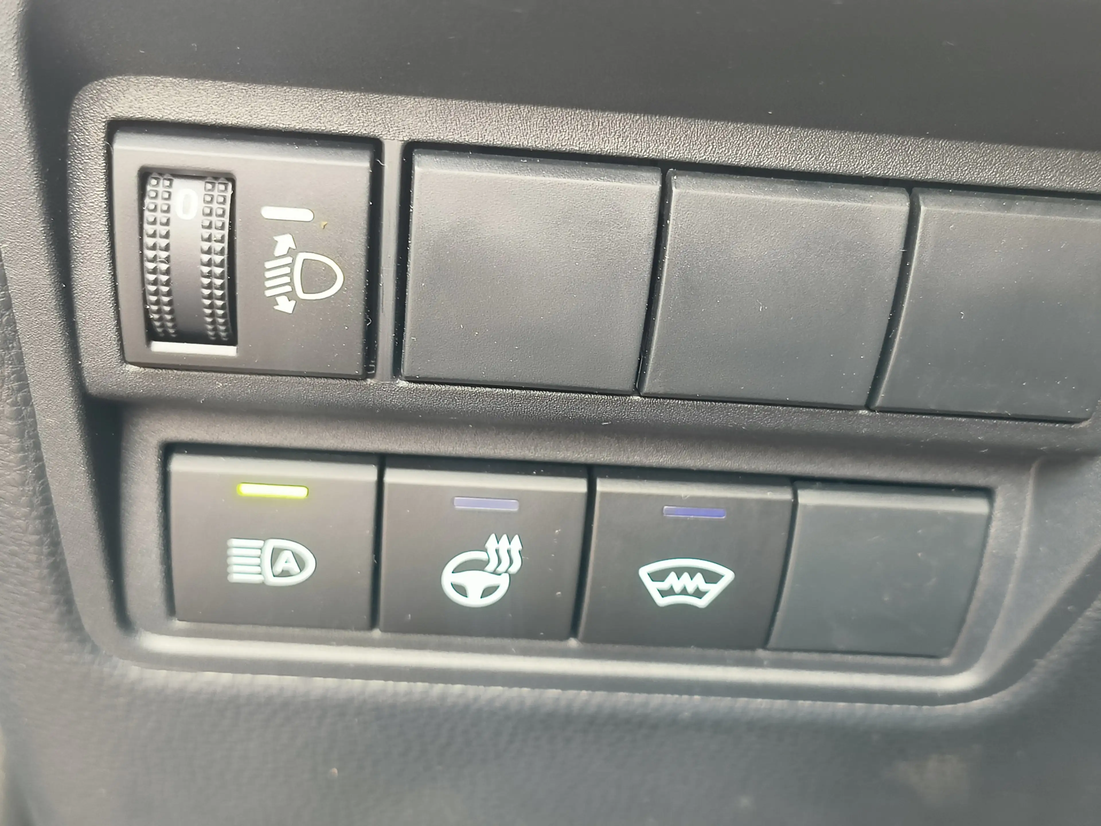 Toyota Yaris Cross 1.5 Hybrid 115 Dynamic uit 2026 Rijklaar + Fabriek — photo 15