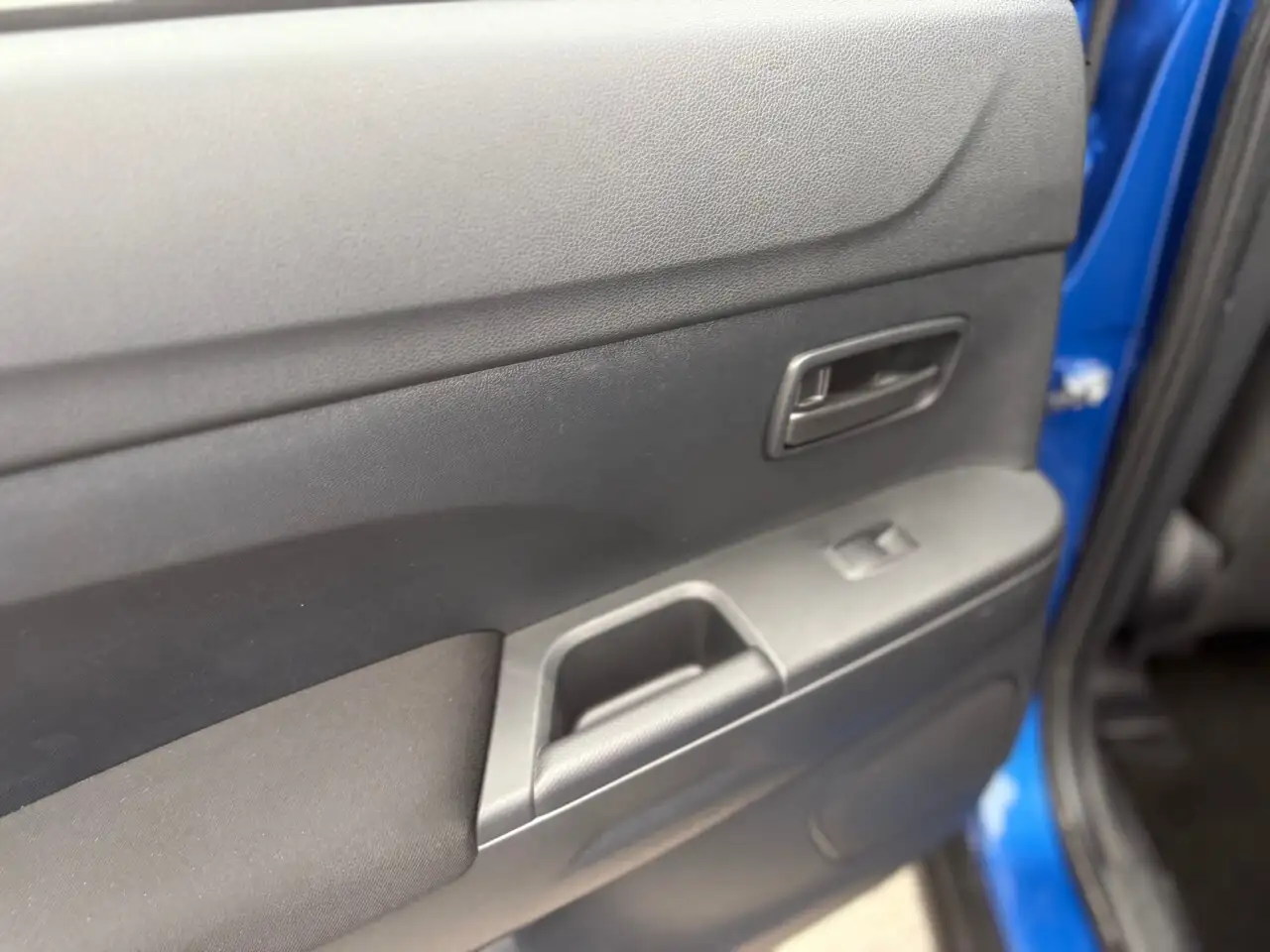 Mitsubishi RVR снимка Mitsubishi RVR