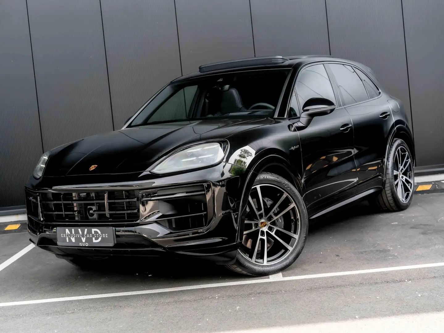 Porsche Cayenne e | Headup | 360° | Pano | Sportuitlaat | ACC | Negru - 1