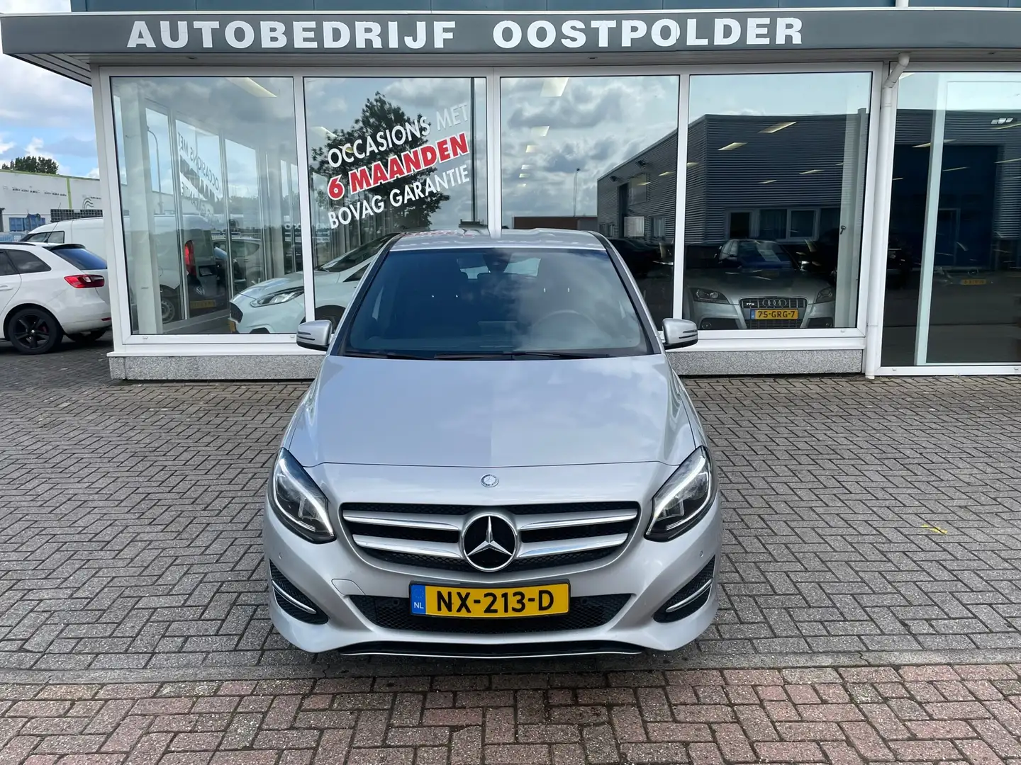 Mercedes-Benz B 180 Lease Edition Plus Grigio - 2