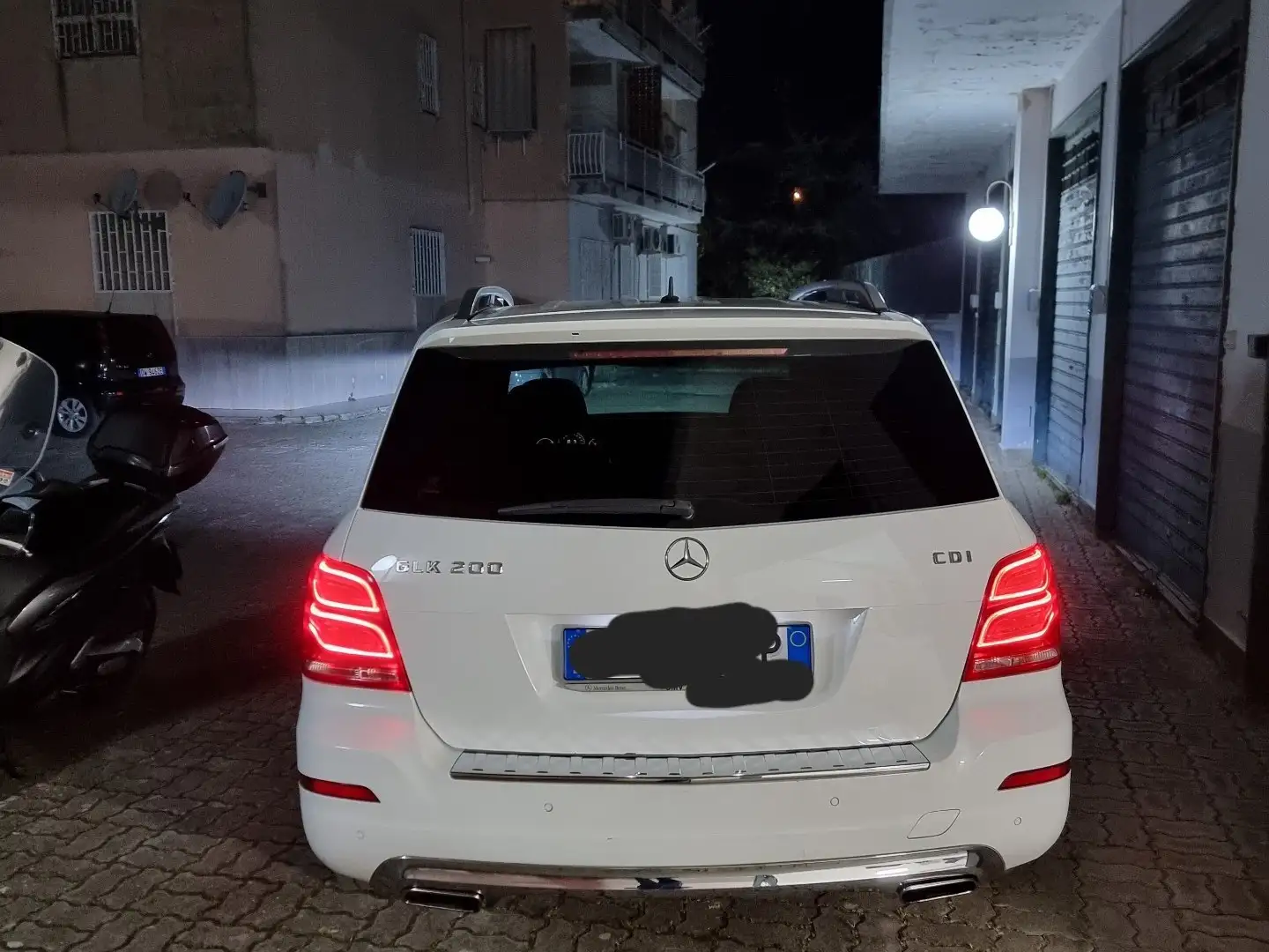 Mercedes-Benz GLK 200 cdi (be) Premium my12 White - 1