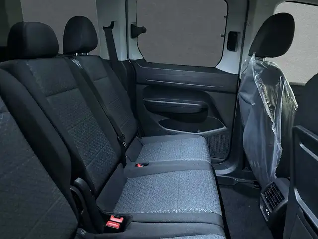 Ford Tourneo Connect view 5