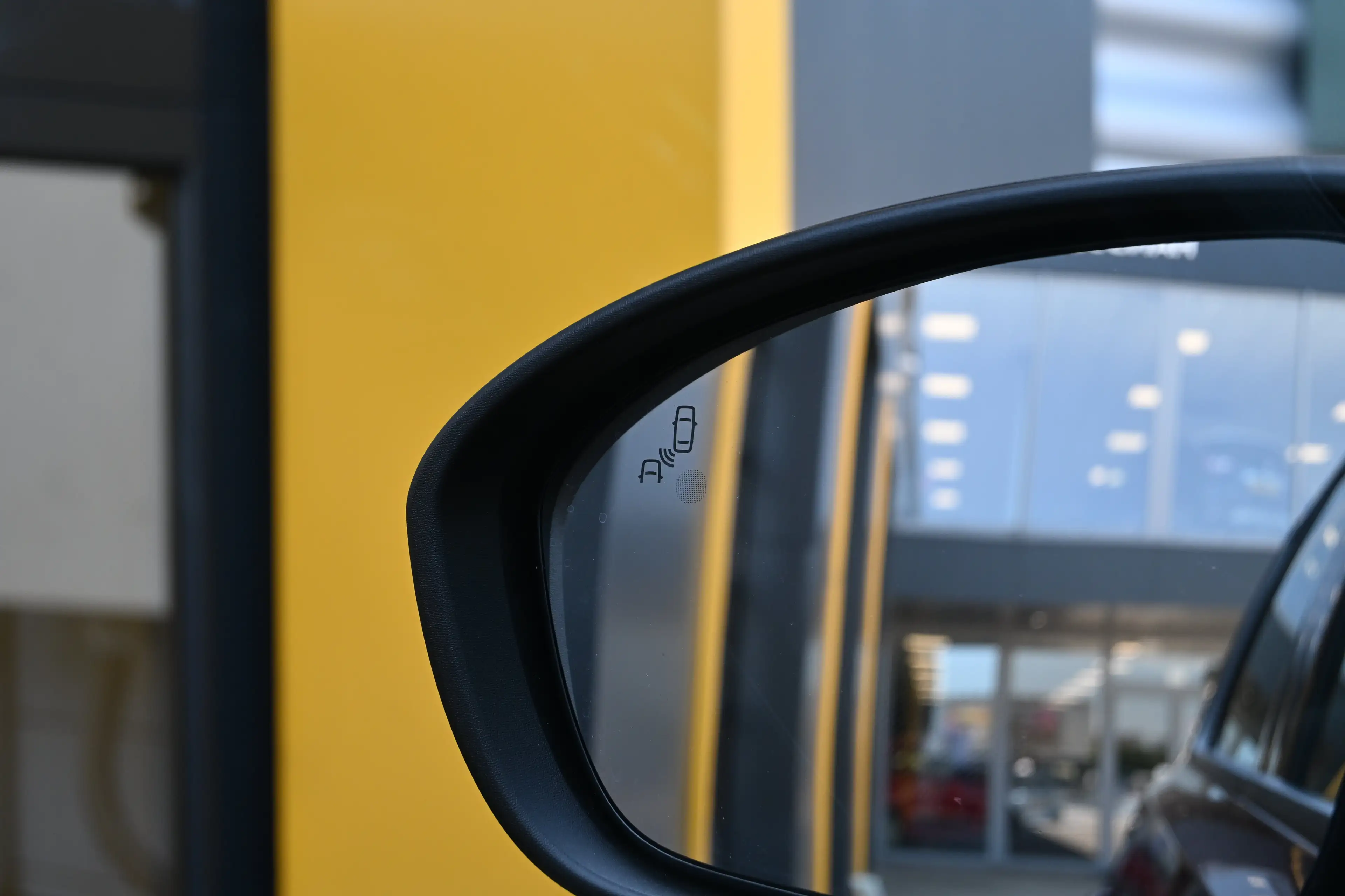 Renault R 4 Techno “plein sud™” | Achteruitrijcamera | Elektri — photo 17