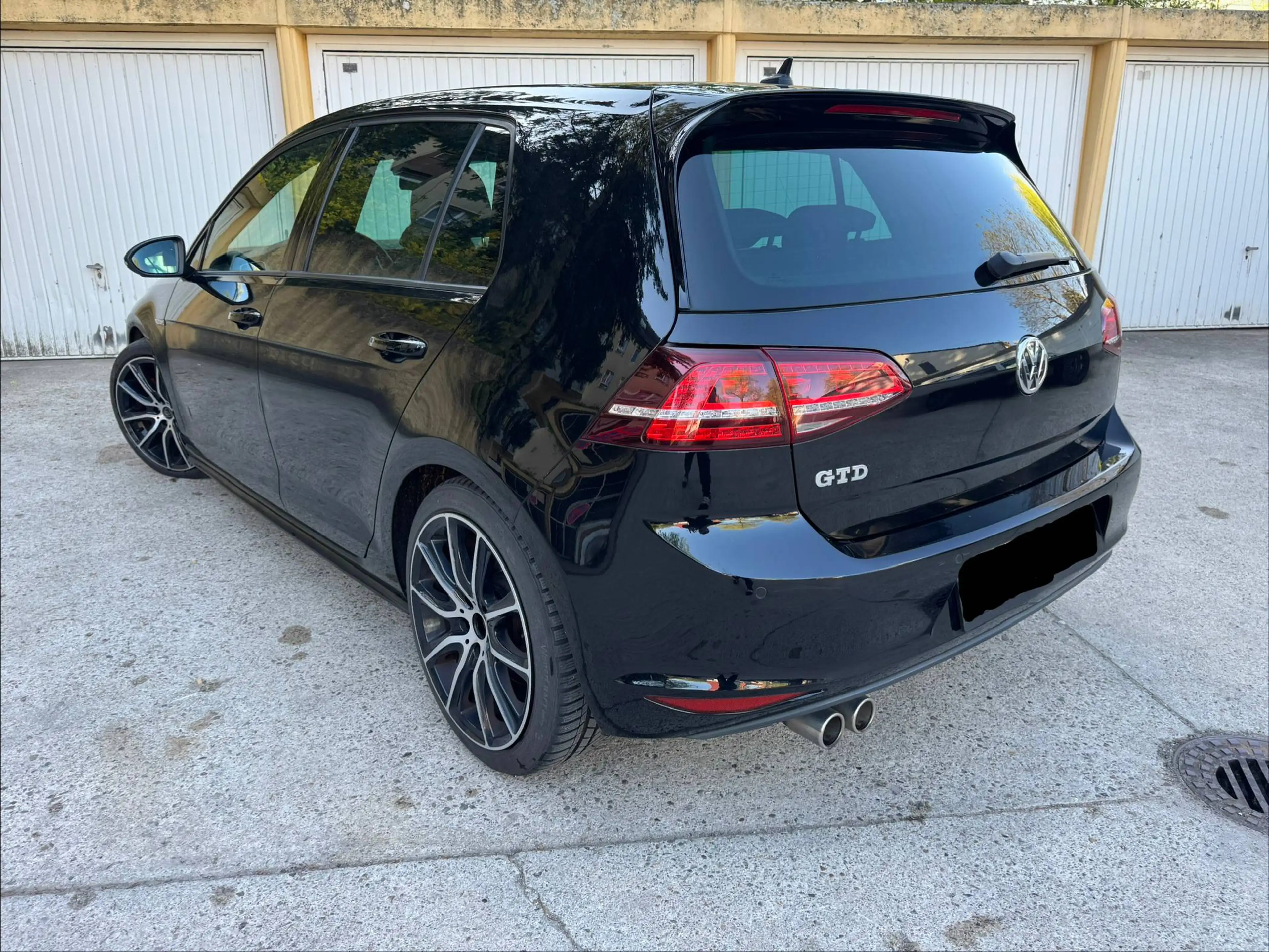 Volkswagen Golf GTD Golf GTD BlueMotion DSG — photo 11