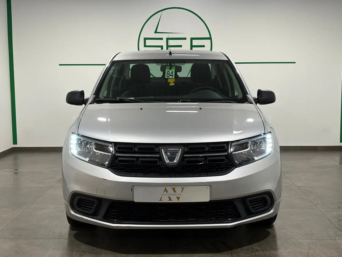 Dacia Logan ** 1.0i SCe ** Ambiance ** Garantie 12 mois ** Gris - 2