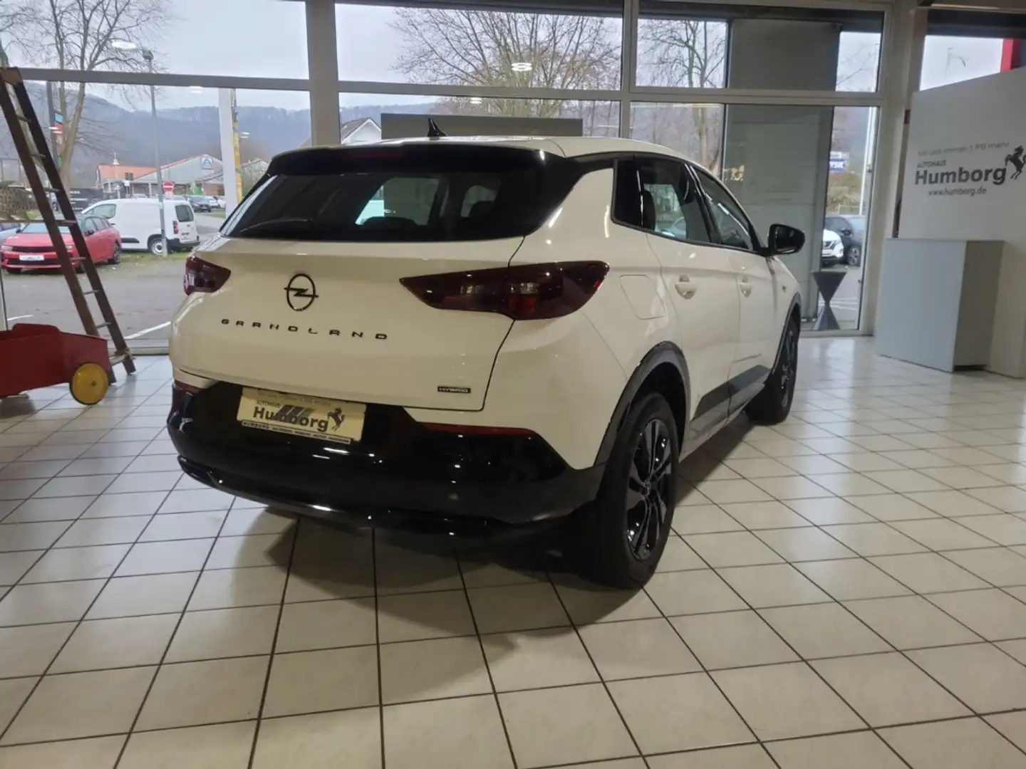 Opel Grandland 1,2 GS 48 V Hybrid Navi 360 Kamera LED El. Heckkla Weiß - 2