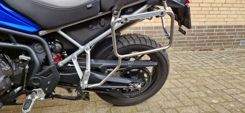 Triumph Tiger 900 - foto 6