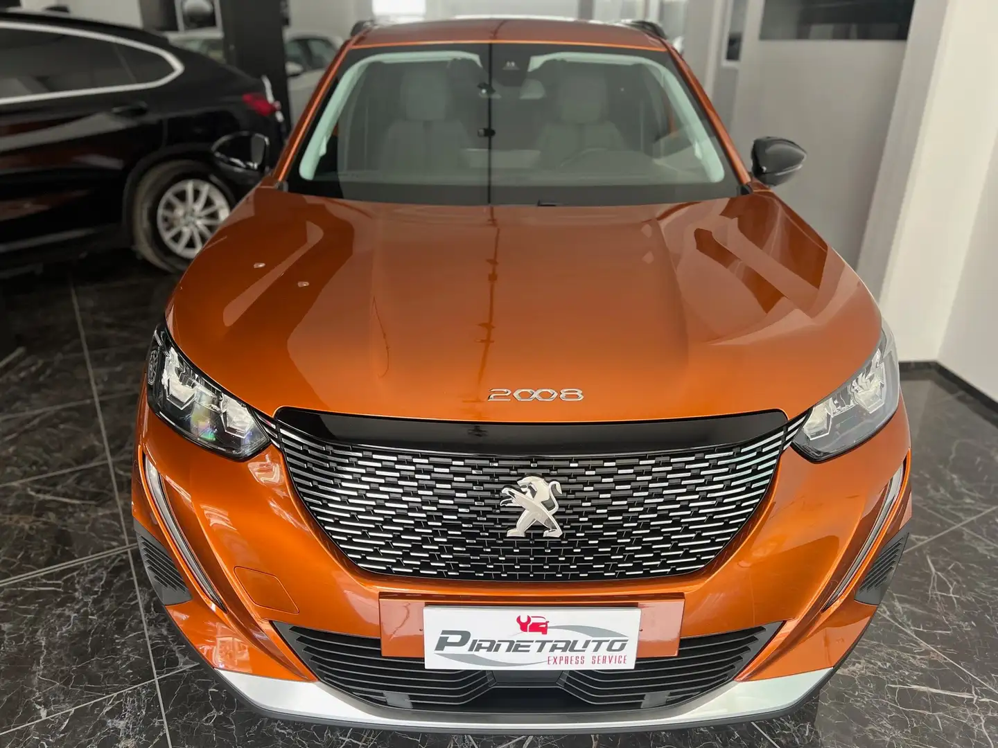 Peugeot 2008 1.5 bluehdi 110cv Allure Pack LED/PELLE/NAVI/17; Brun - 2