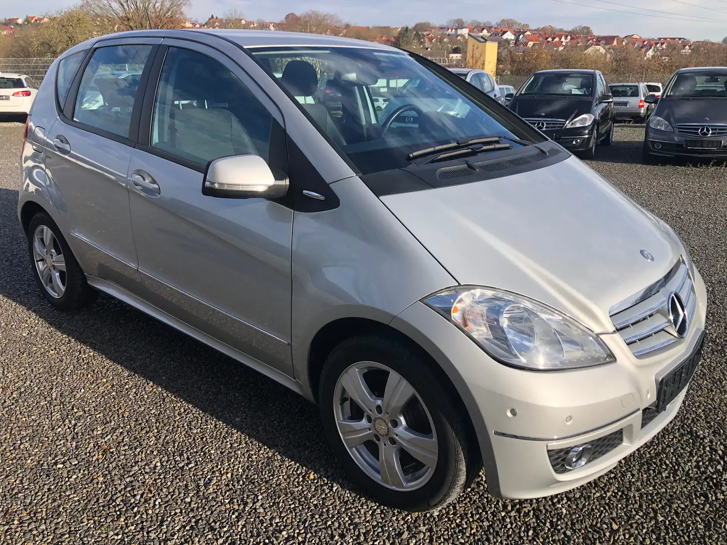 Mercedes-Benz A 200 CDI Autotronic Avantgarde*Park-Assistent*NAVI* Silber - 2