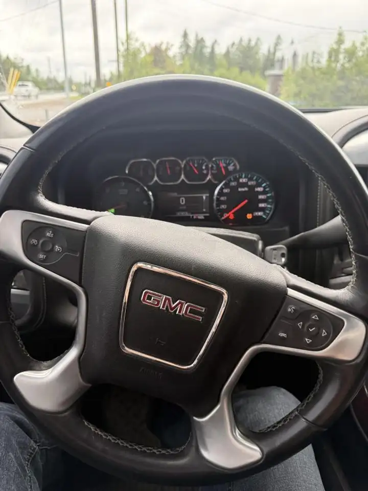 GMC Sierra 1500 fotografie GMC Sierra 1500
