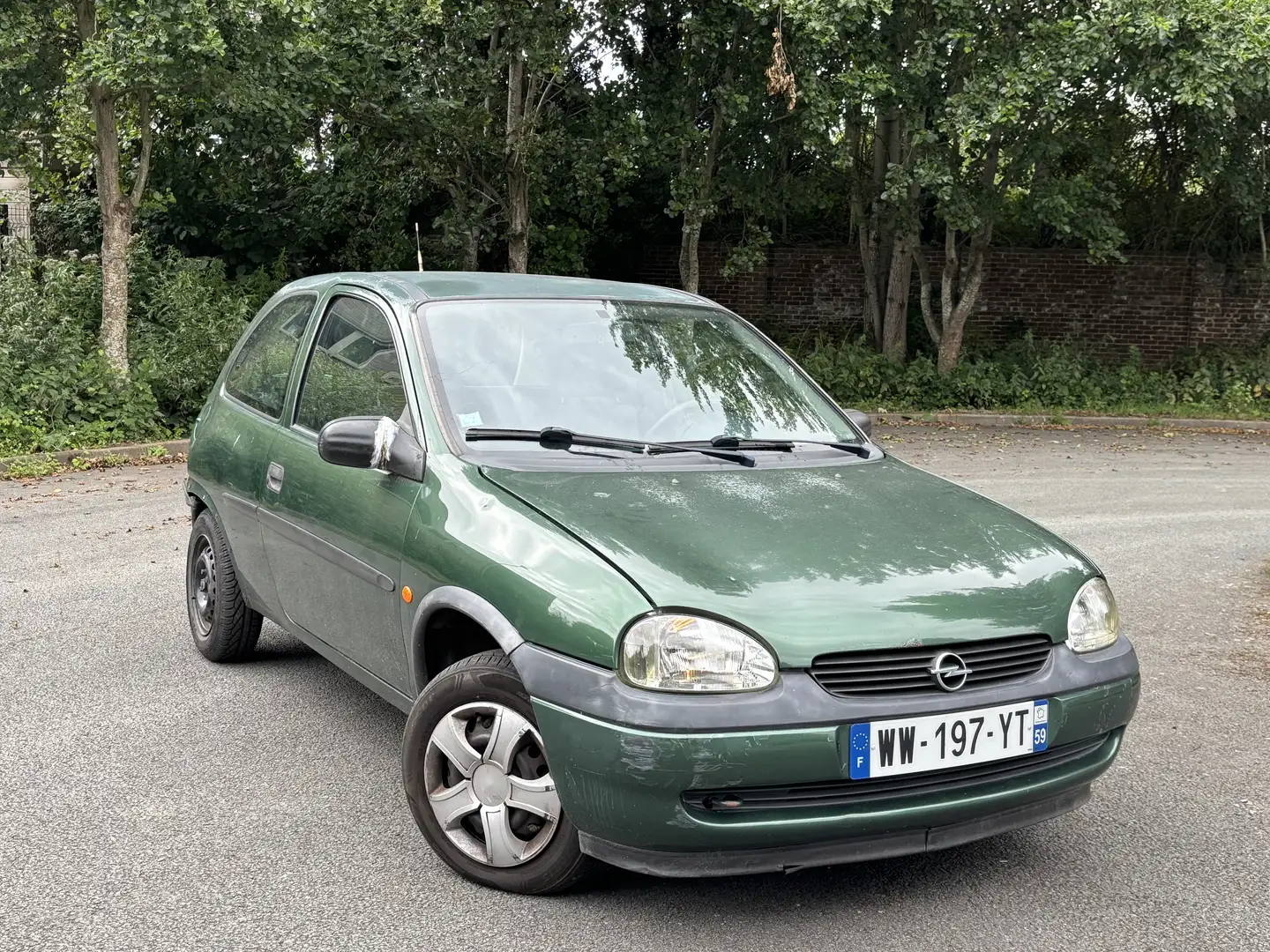 Opel Corsa 1.2i 16V Viva A - 1