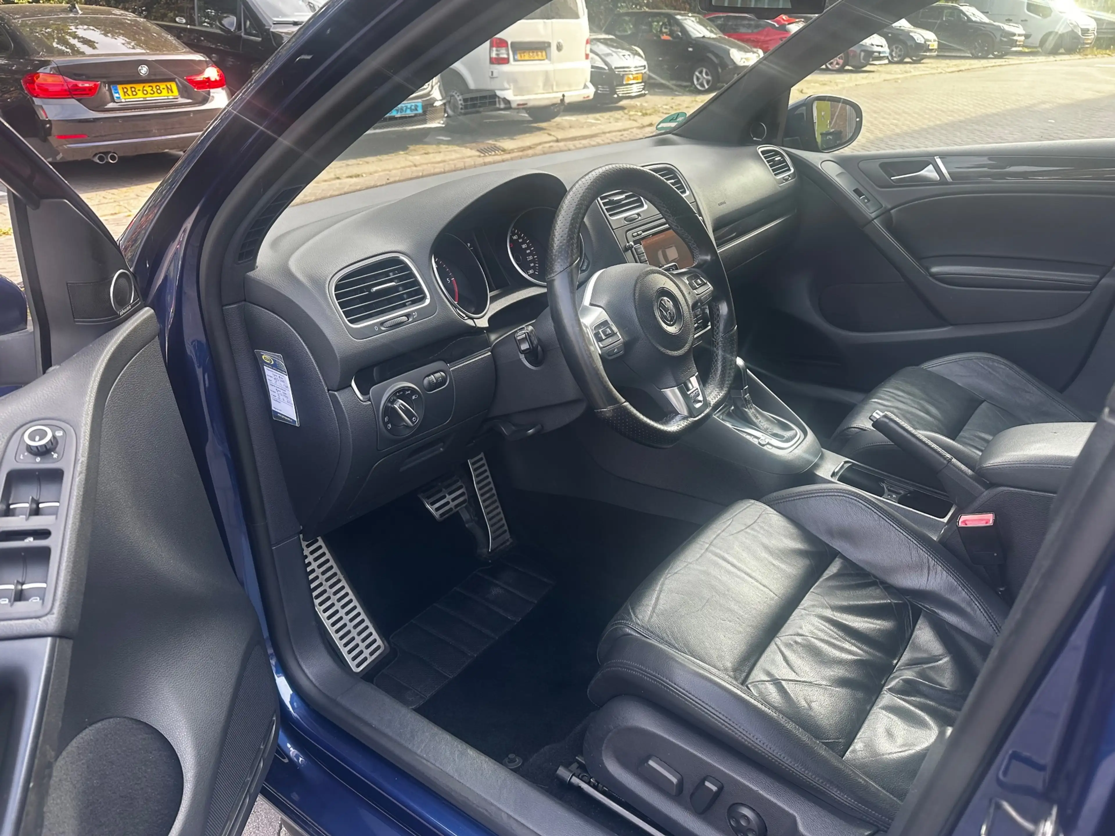 Volkswagen Golf GTD 2.0 — photo 11