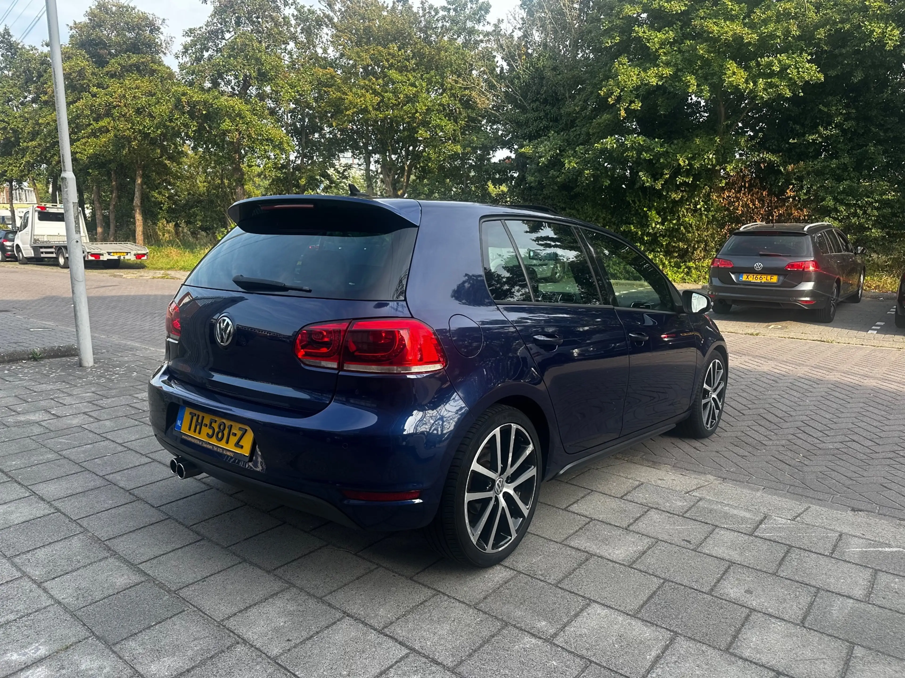 Volkswagen Golf GTD 2.0 — photo 6