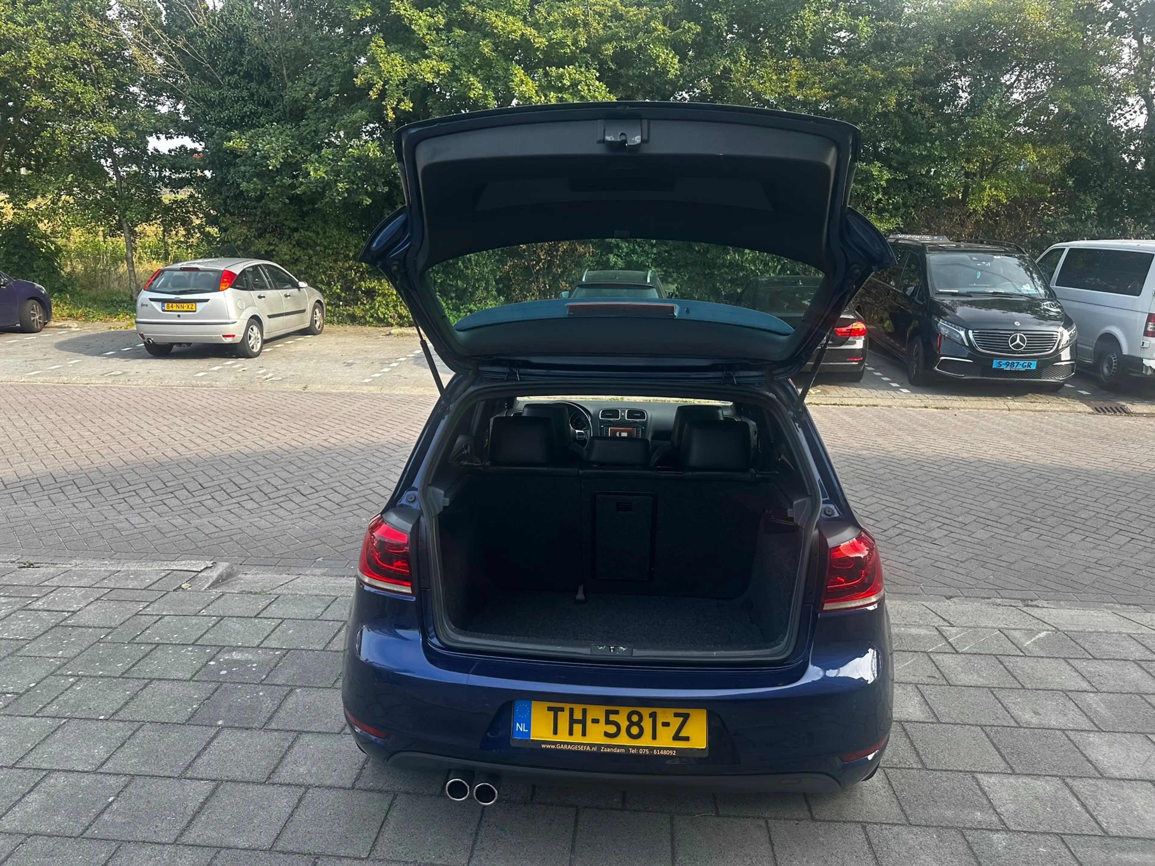 Volkswagen Golf GTD 2.0 — photo 15