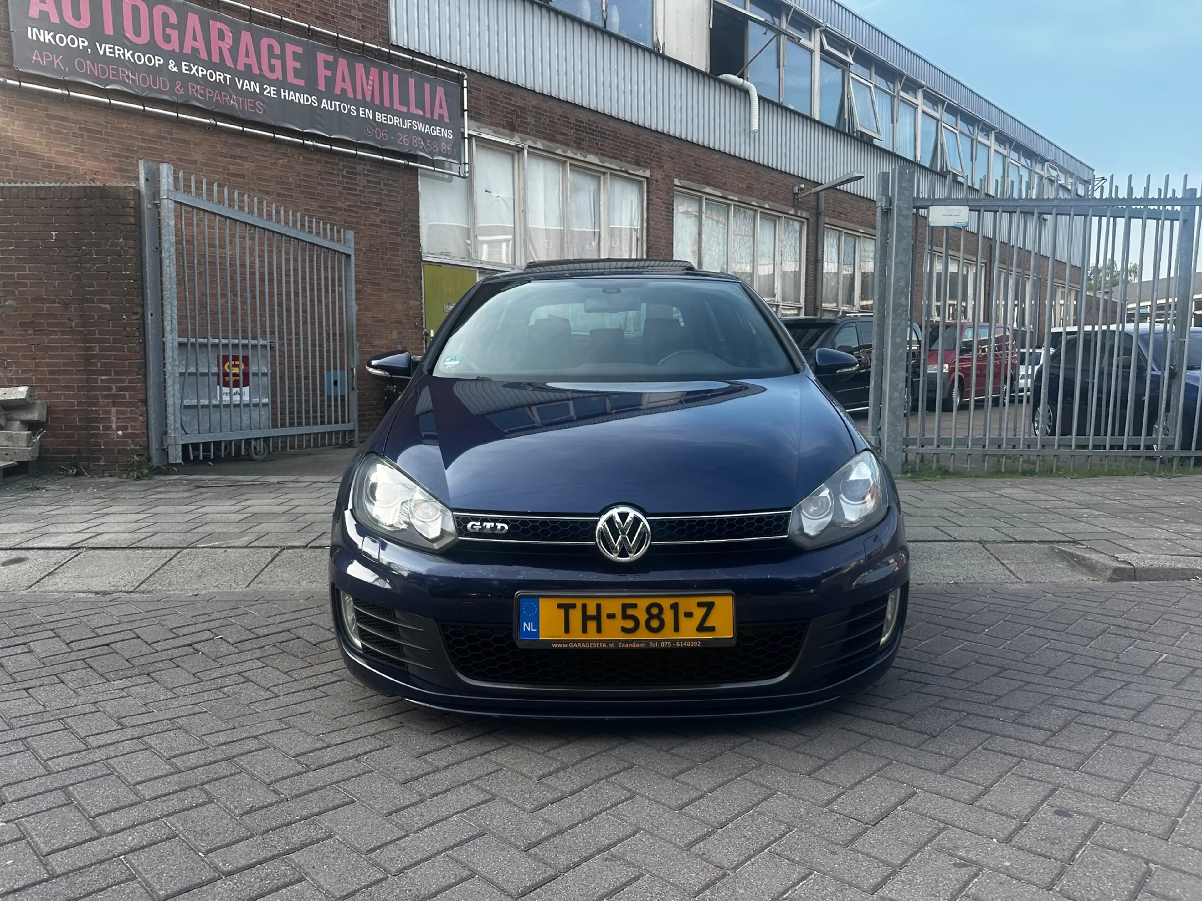 Volkswagen Golf GTD 2.0 — photo 9