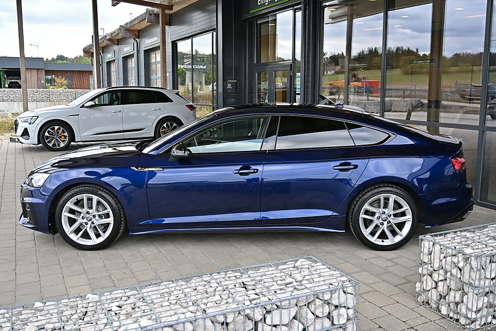 Audi A5 SB 40 TDI S-line S-tronic ACC, MatrixLED, Optik... Blau - 2