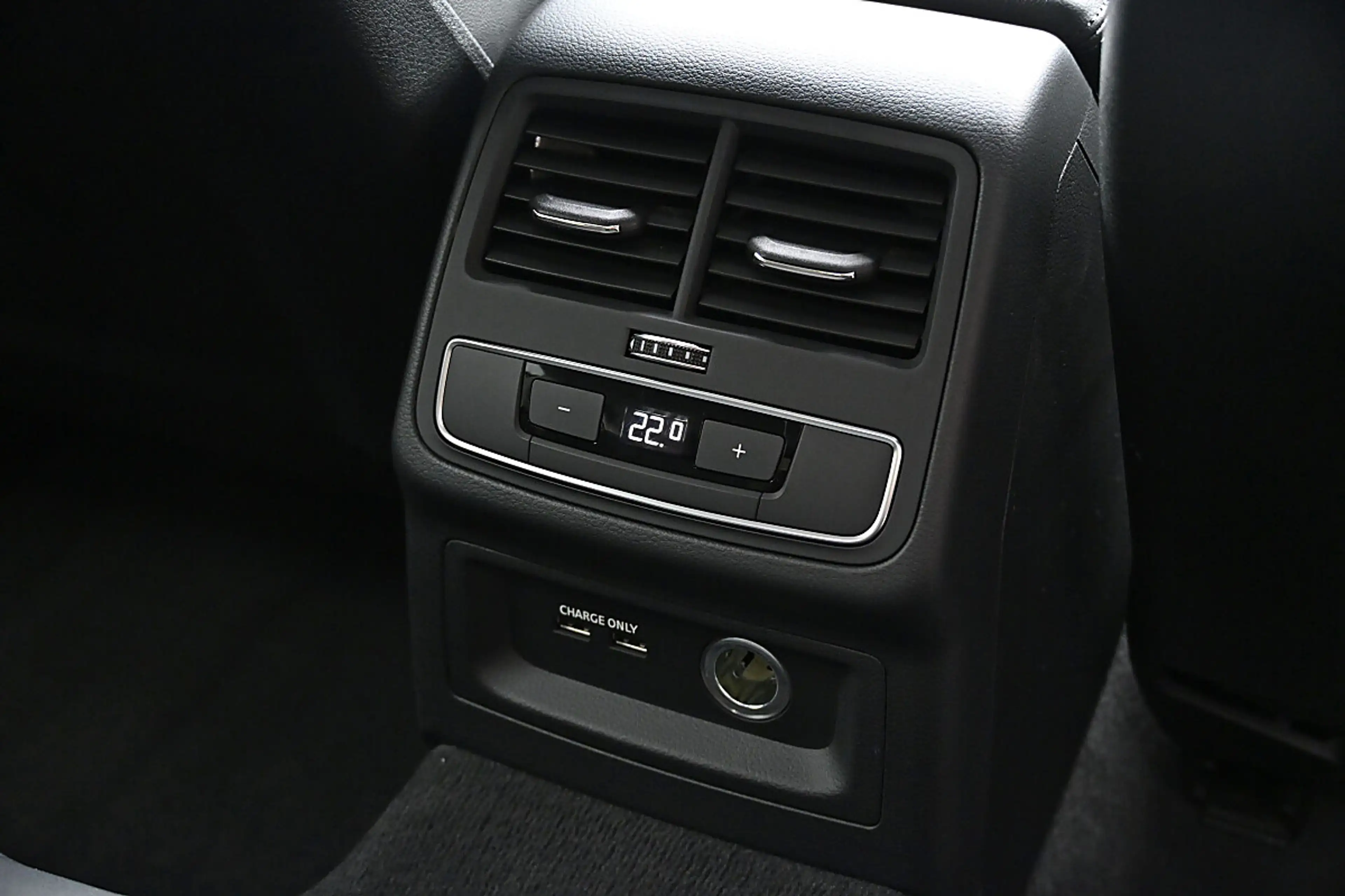 Audi A5 SB 40 TDI S-line S-tronic ACC, MatrixLED, Optik... — photo 7