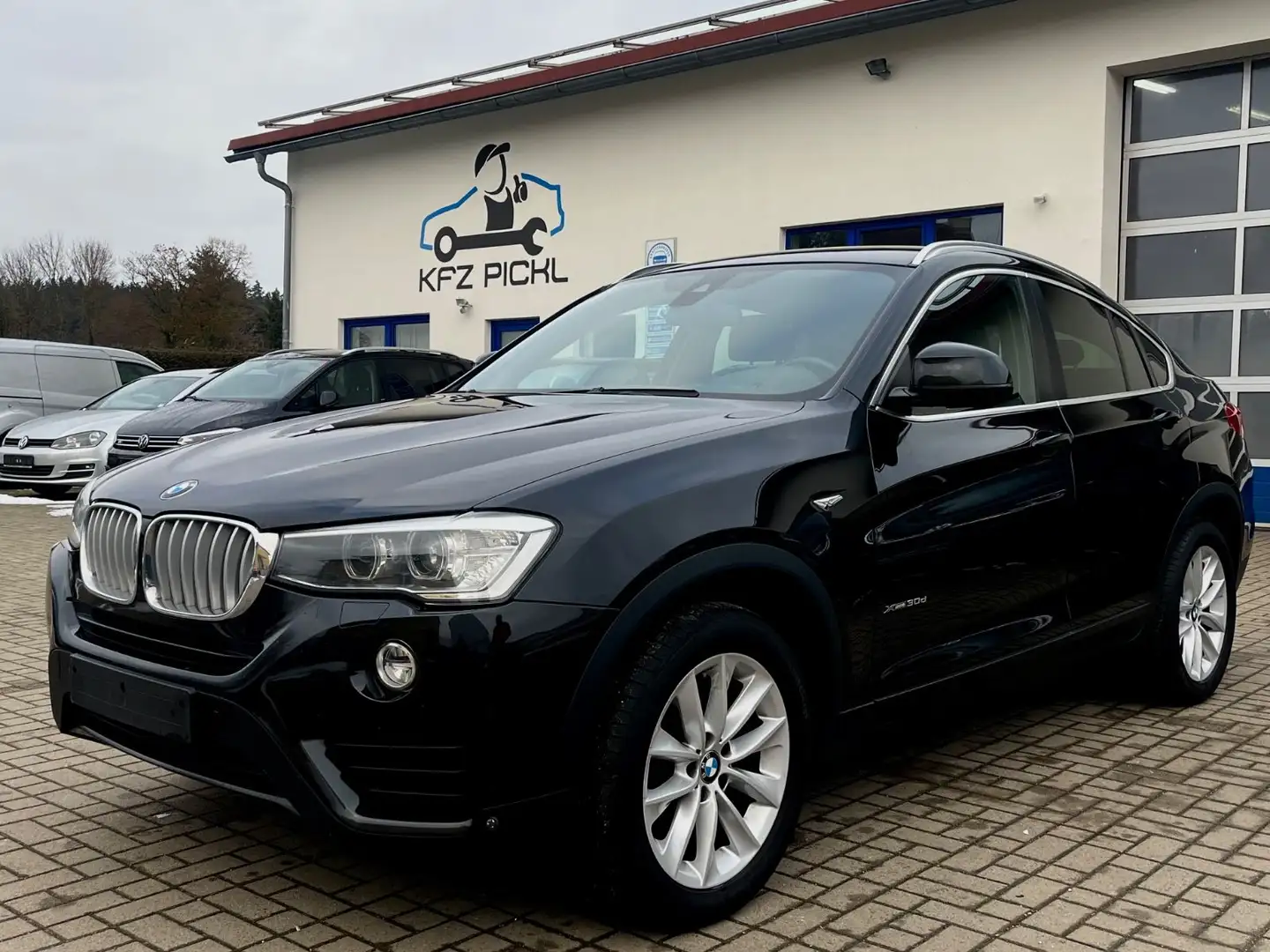 BMW X4 xDrive 30 d,Navi Prof,Head-up,Kamera,1 Hand Schwarz - 1