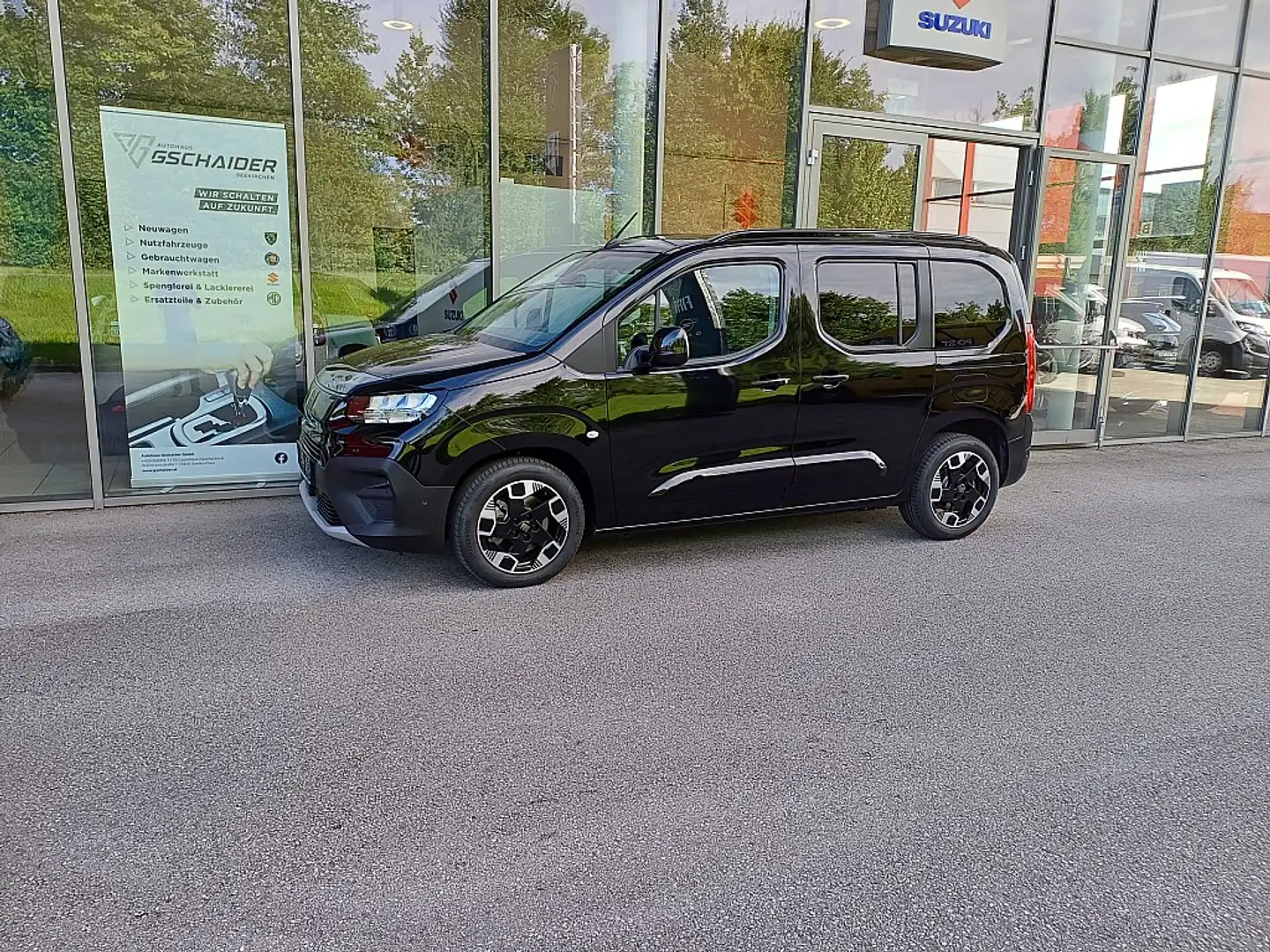 Fiat Doblo M BlueHDi 130 S&S 6-Gang-Manuell Schwarz - 1