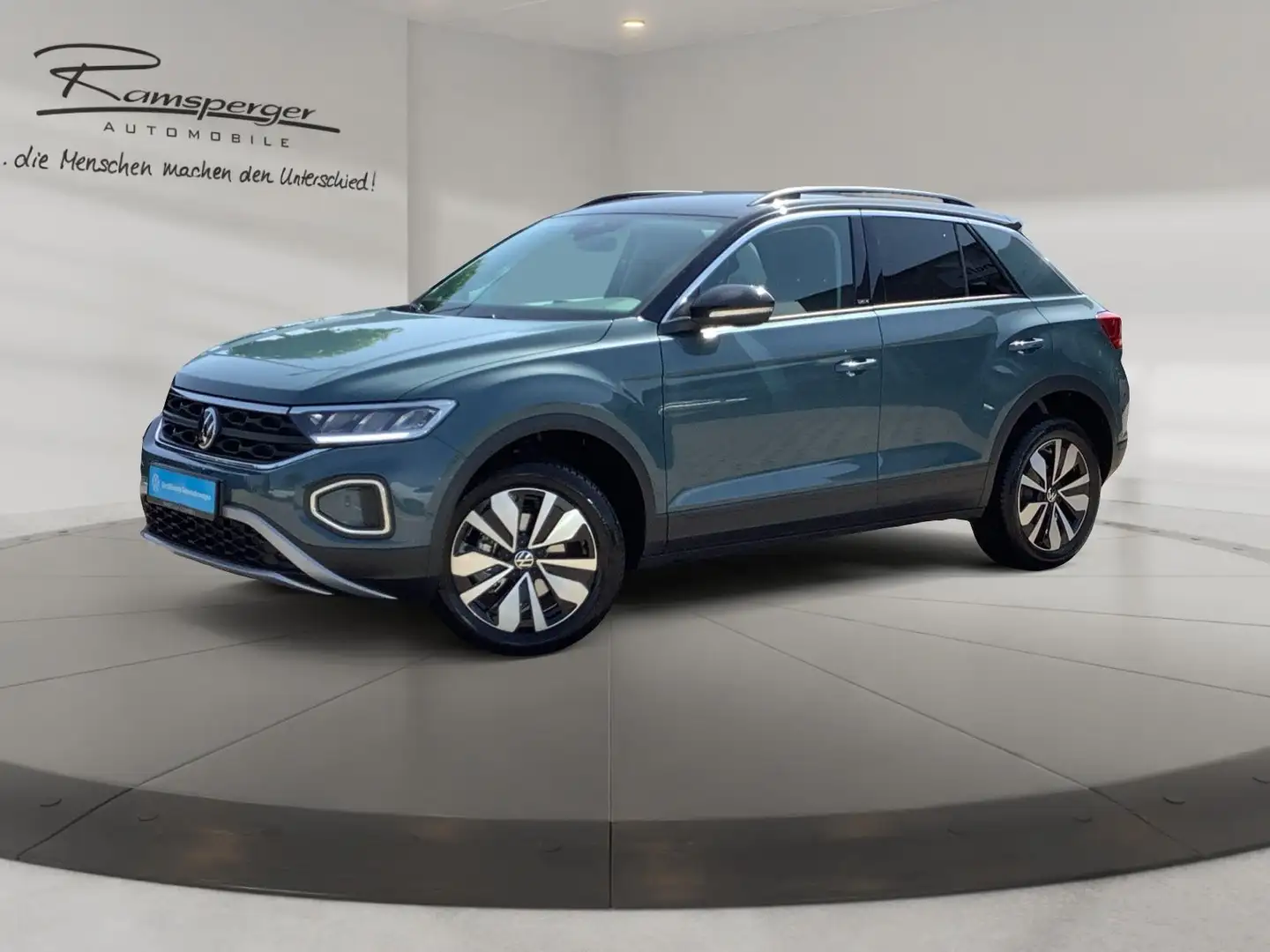Volkswagen T-Roc 1.5 TSI MOVE AHK ACC LED Navi SHZ PDC Blau - 2