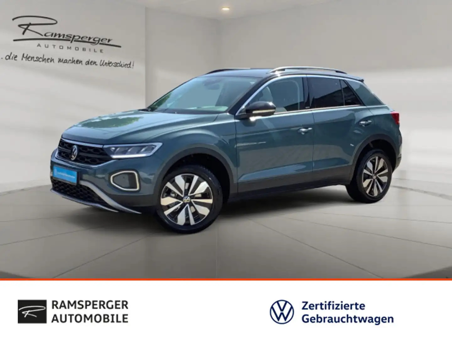 Volkswagen T-Roc 1.5 TSI MOVE AHK ACC LED Navi SHZ PDC Blau - 1